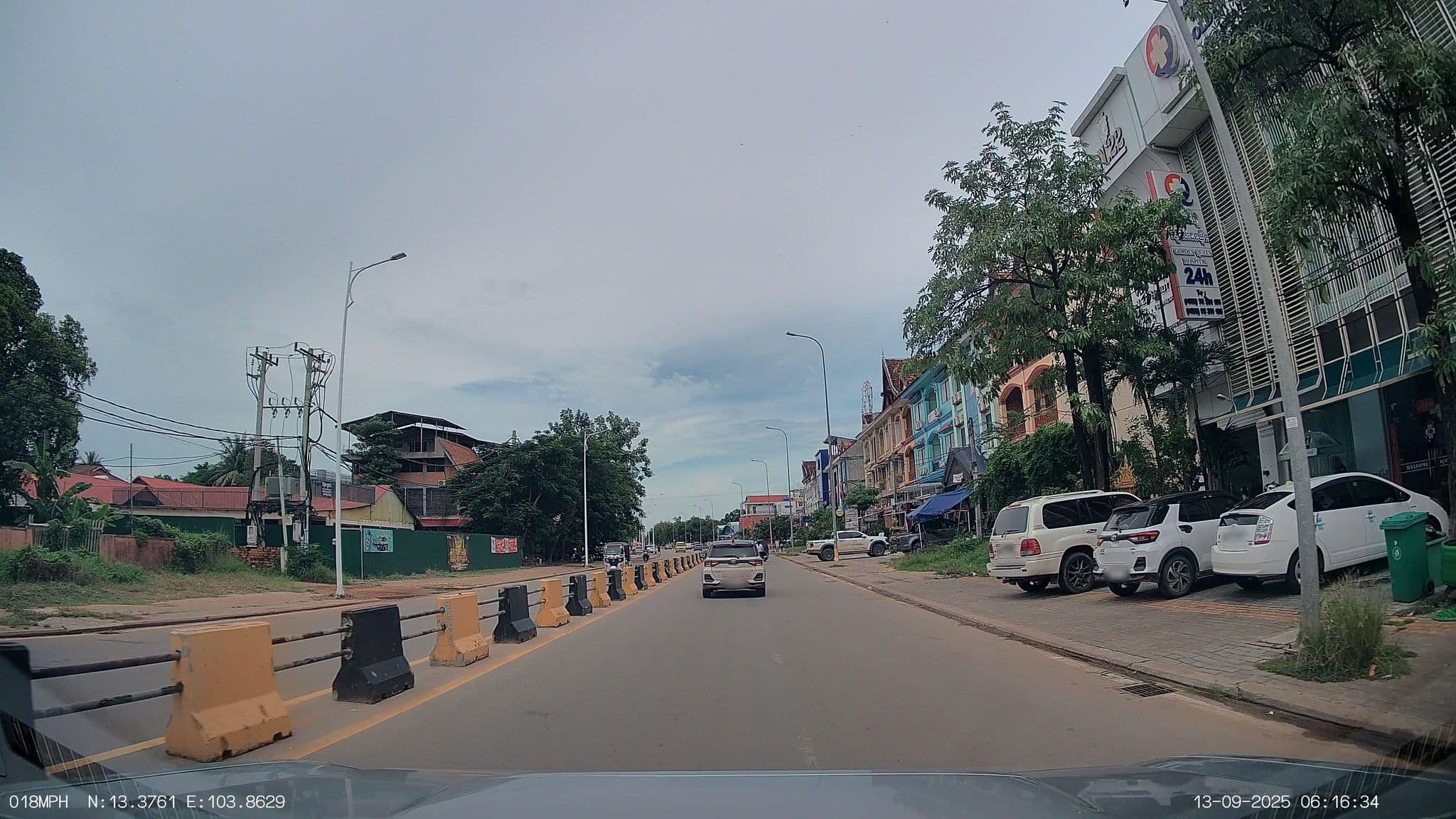 Street view near Machine Guest House, Siem Reap — © ThailandCambodia (CC BY-SA · Mapillary)