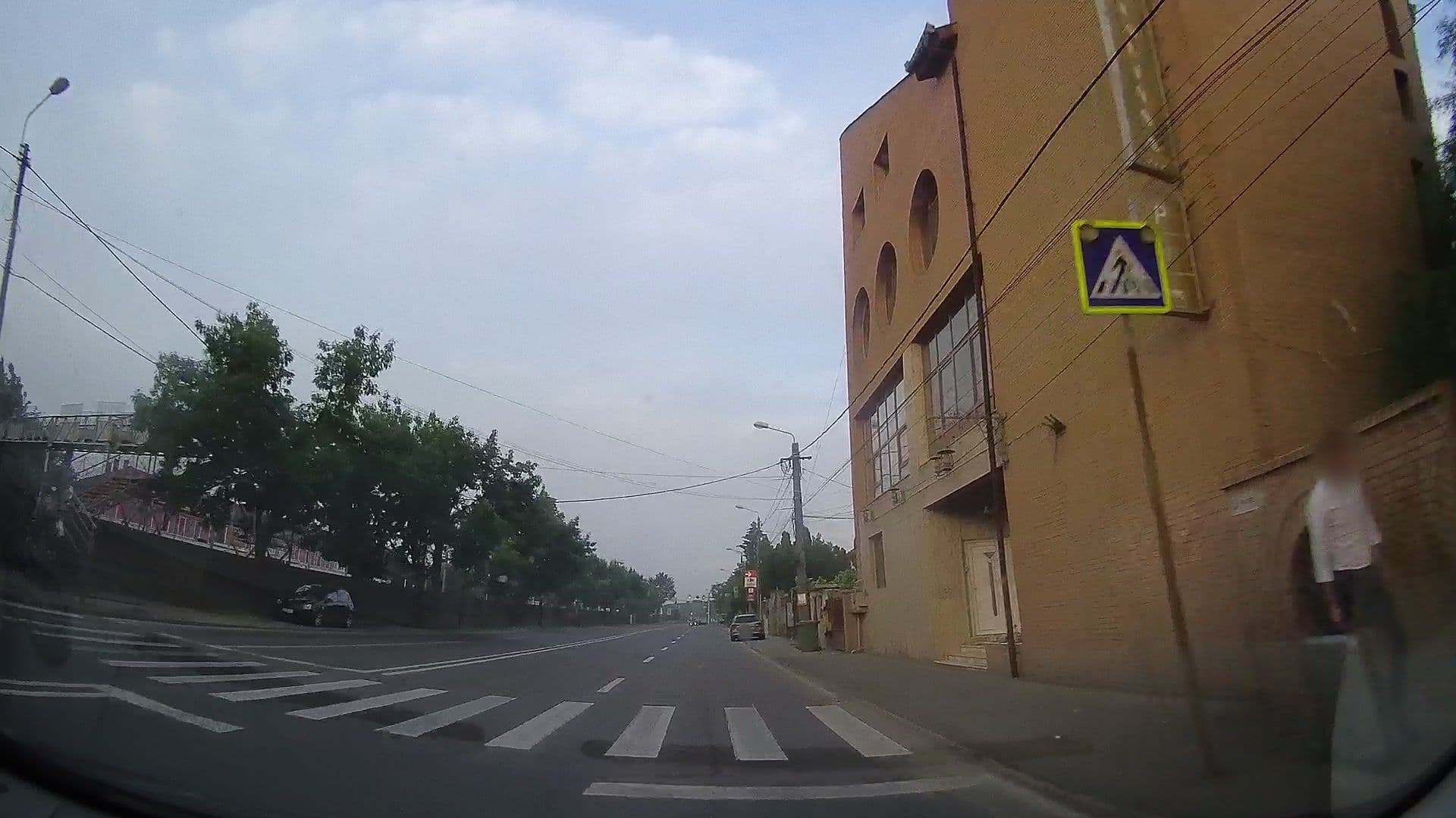 Street view near Hotel Larisa, Timişoara — © tavi (CC BY-SA · Mapillary)