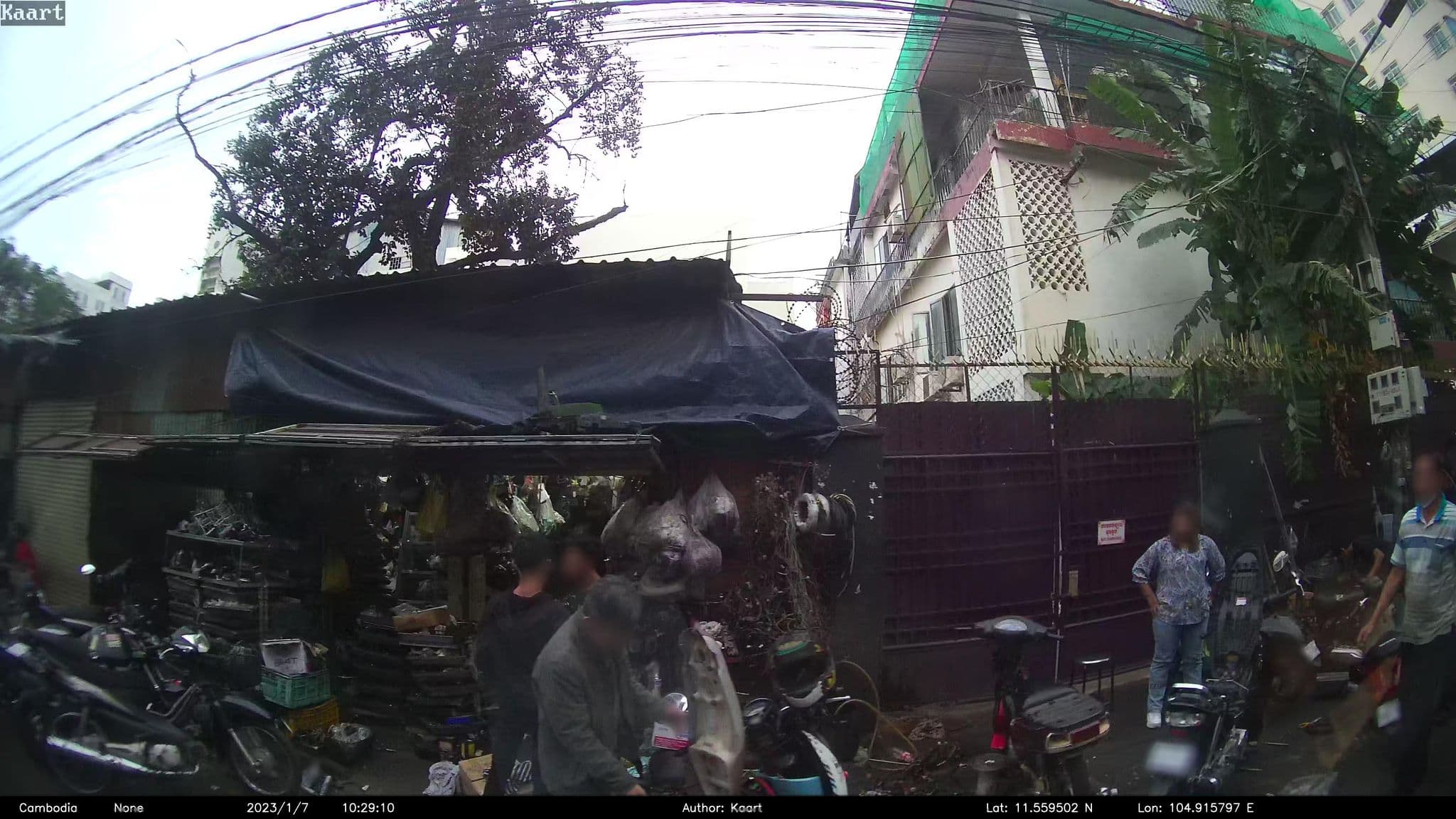Street view near Hong Phann Guest House, Phnom Penh — © kaart_2 (CC BY-SA · Mapillary)