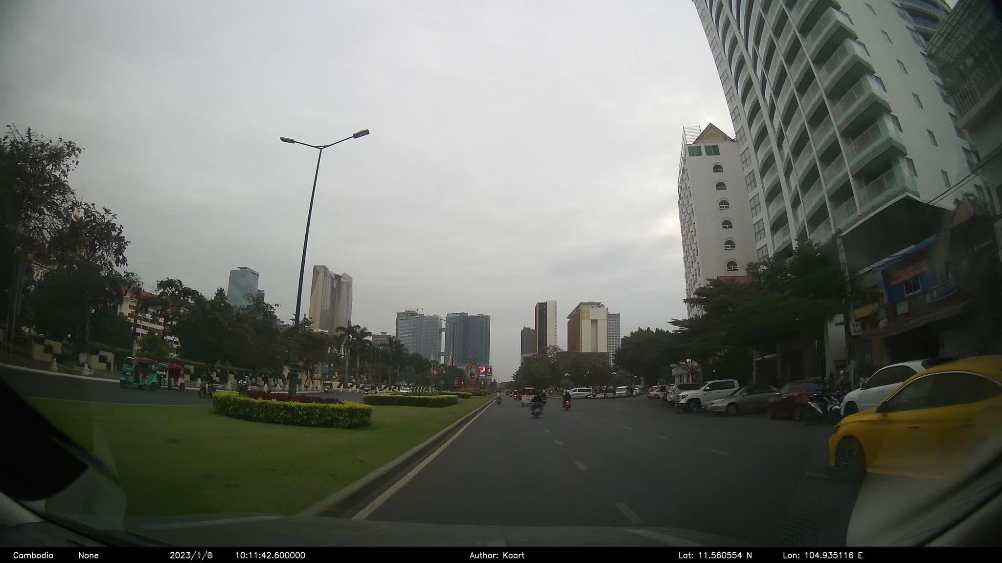 Street view near Emion Phnom Penh, Phnom Penh — © kaart_2 (CC BY-SA · Mapillary)