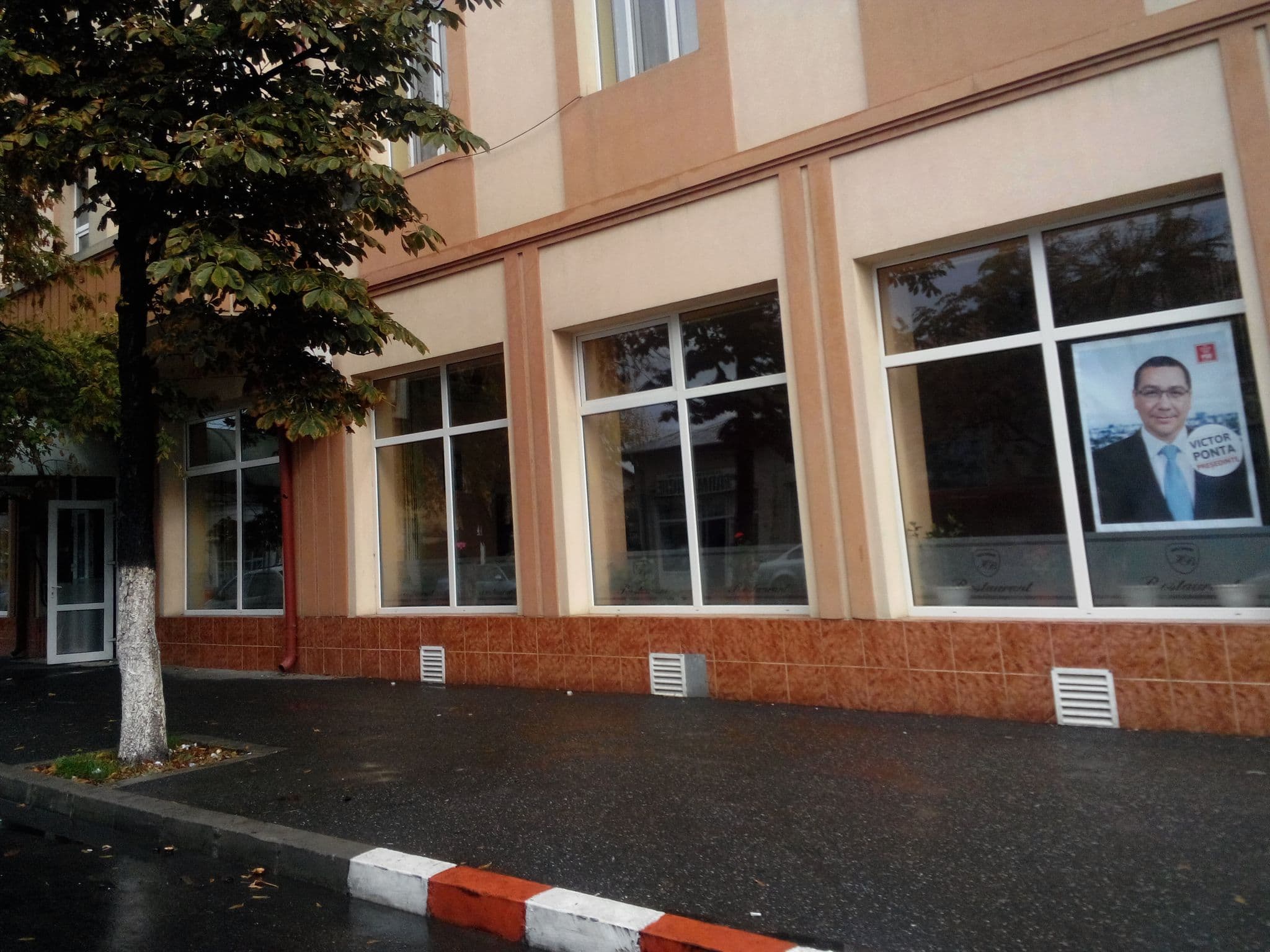 Street view near Hotel Bucegi, Buzău — © baditaflorin (CC BY-SA · Mapillary)
