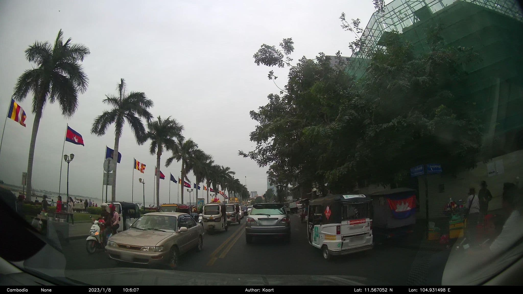 Street view near Bayon room @ FCC Phnom Penh, Phnom Penh — © kaart_2 (CC BY-SA · Mapillary)