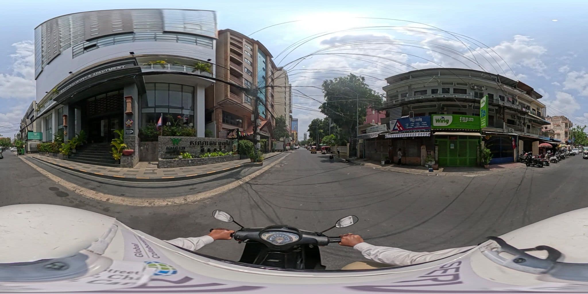 Street view near Poulo Wai Hotel & Apartment, Phnom Penh — © vteck (CC BY-SA · Mapillary)