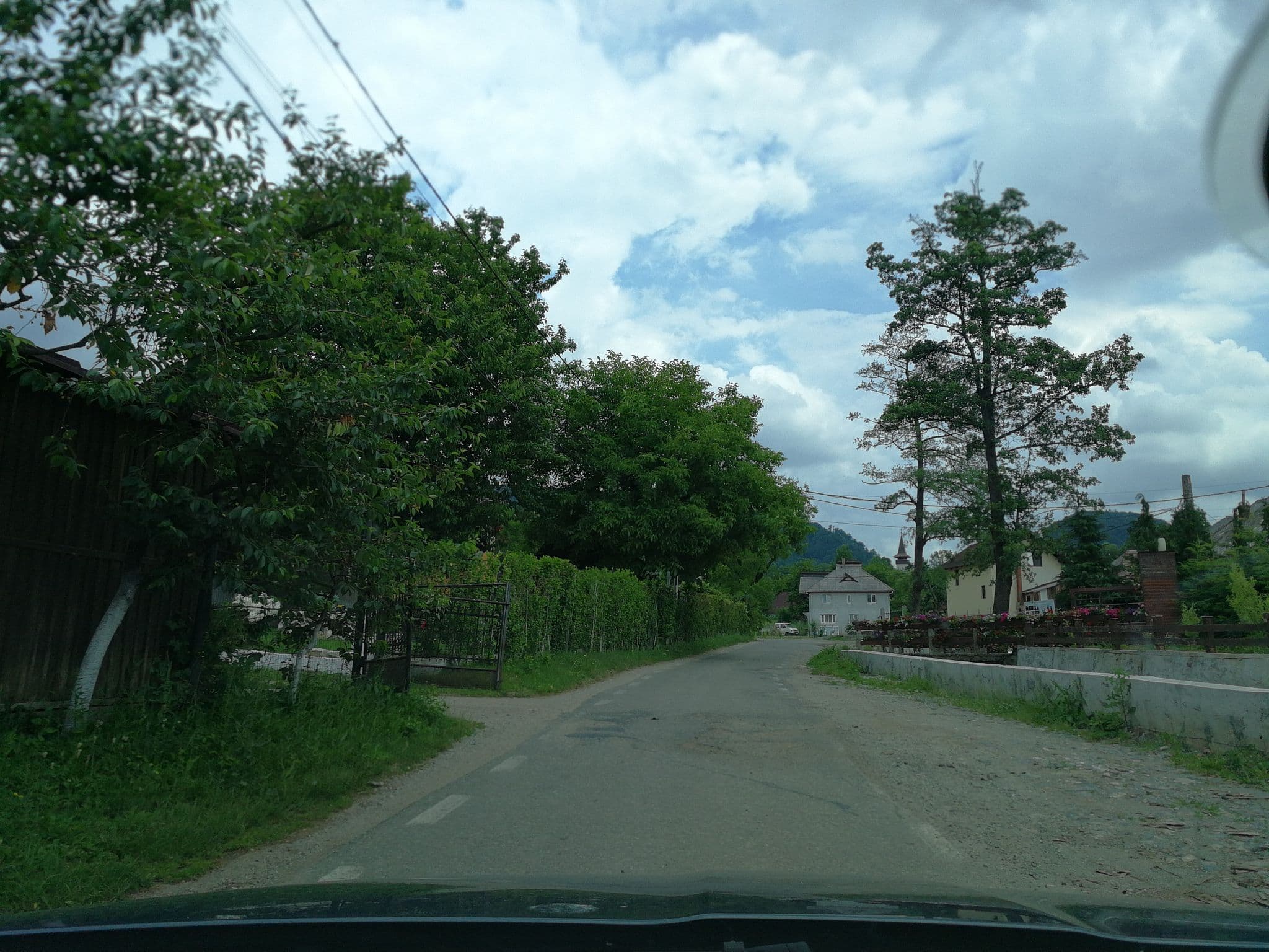 Street view near Secret Garden, Șisești — © janosrusiczki (CC BY-SA · Mapillary)