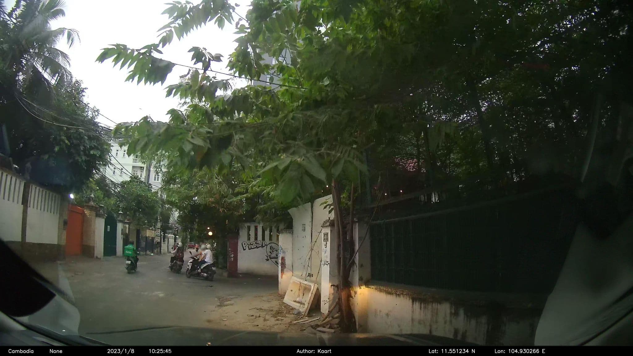 Street view near YK Art House, Phnom Penh — © kaart_2 (CC BY-SA · Mapillary)