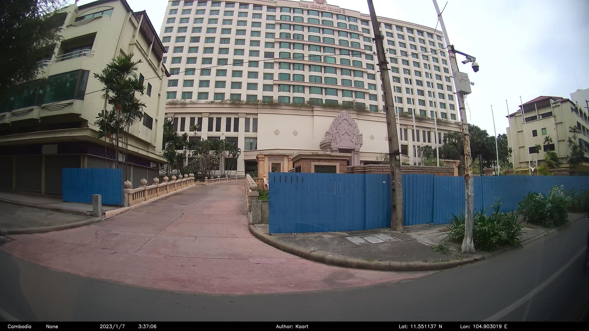 Street view near Ballroom 2, Intercontinental Phnom Penh, Tuŏl Tumpung — © kaart_2 (CC BY-SA · Mapillary)