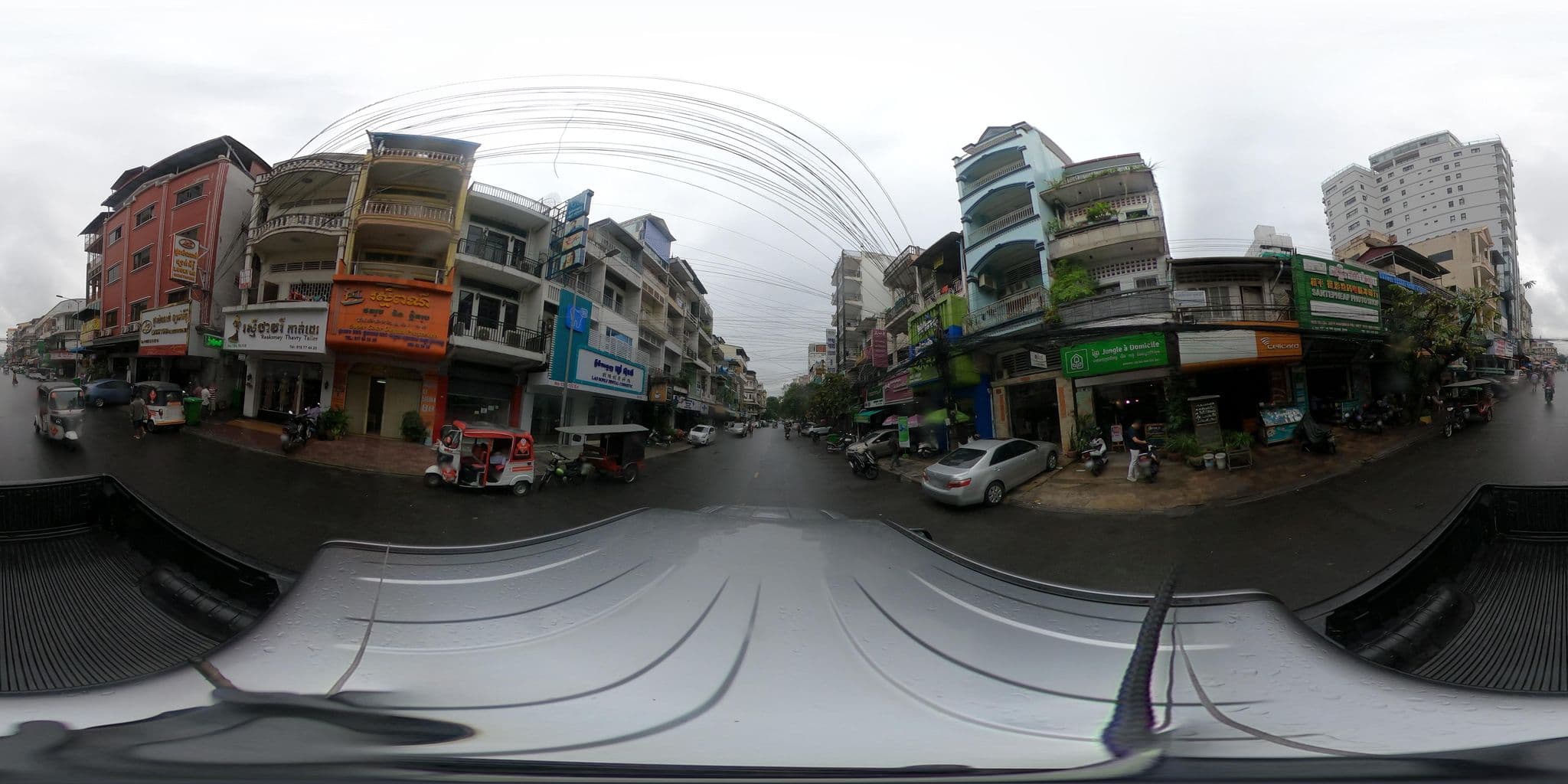 Street view near Residence 110 (Hotel and Apartments), Phnom Penh — © kaart_2 (CC BY-SA · Mapillary)
