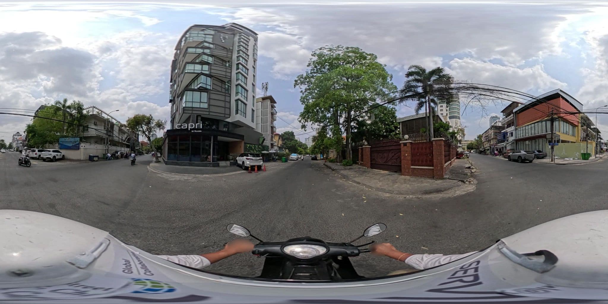 Street view near Lumiere Hotel, Phnom Penh — © vteck (CC BY-SA · Mapillary)