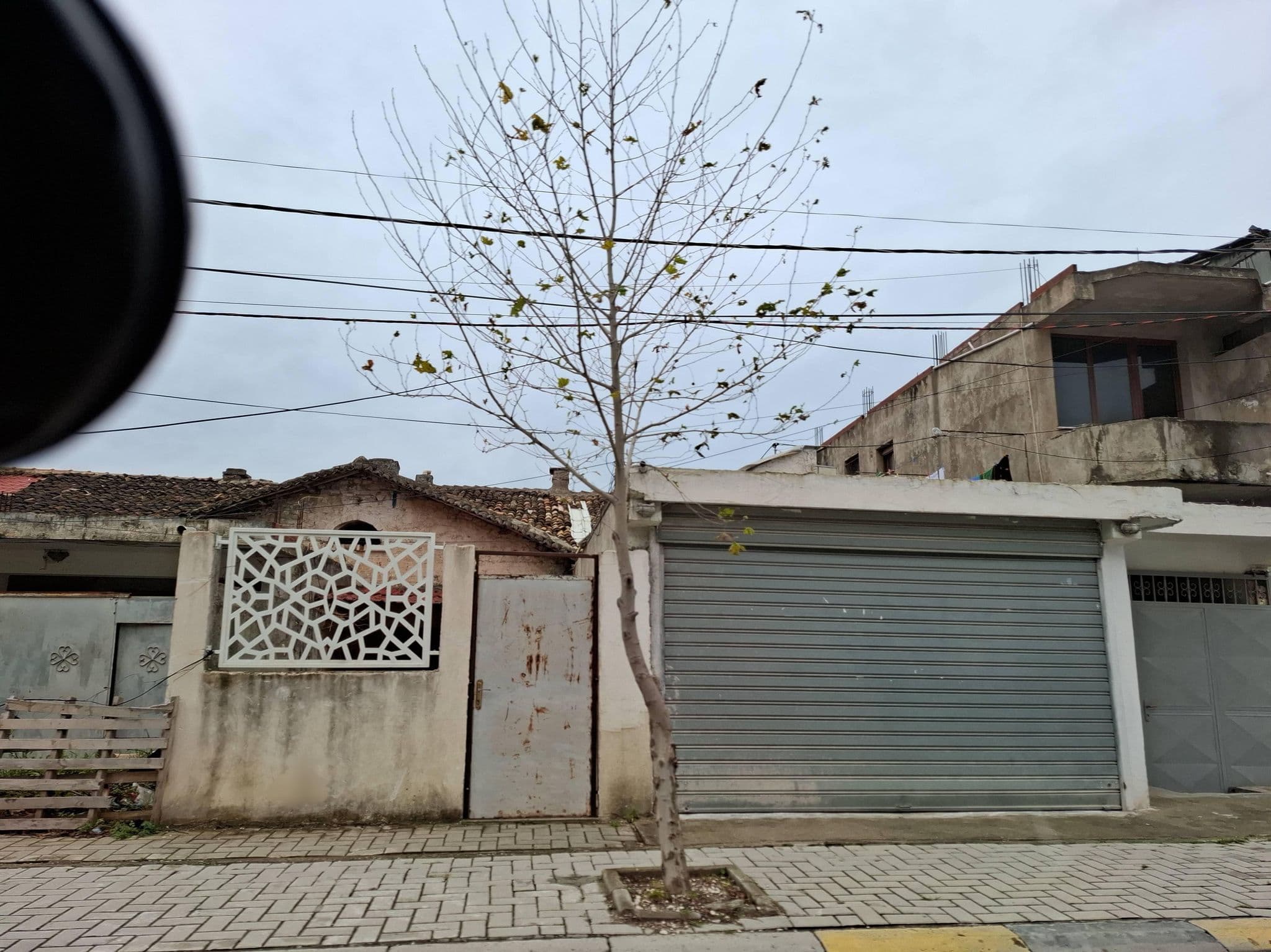 Street view near Central Hotel, Vlorë — © denisju_osm (CC BY-SA · Mapillary)