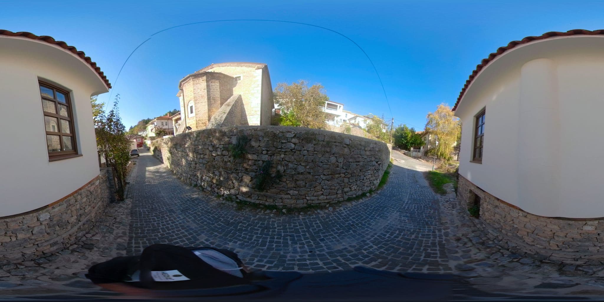 Street view near Villa Amfora, Ohrid — © akyrkou (CC BY-SA · Mapillary)