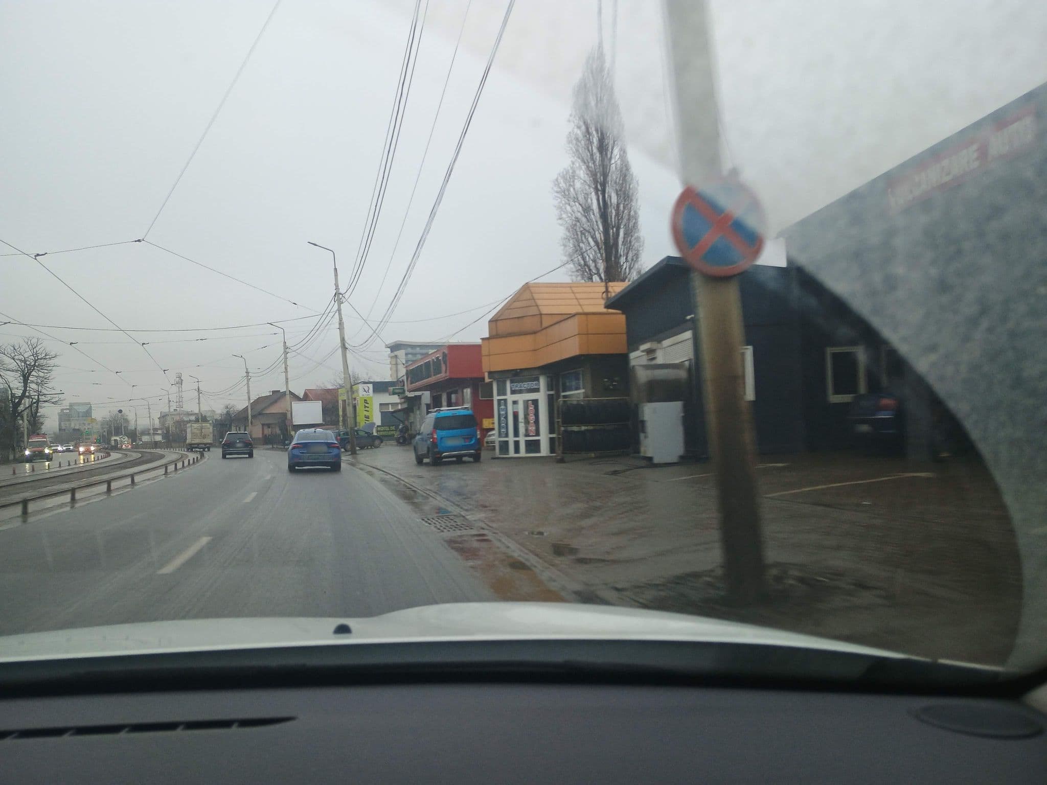 Street view near Pensiunea Contour, Iaşi — © iudas (CC BY-SA · Mapillary)