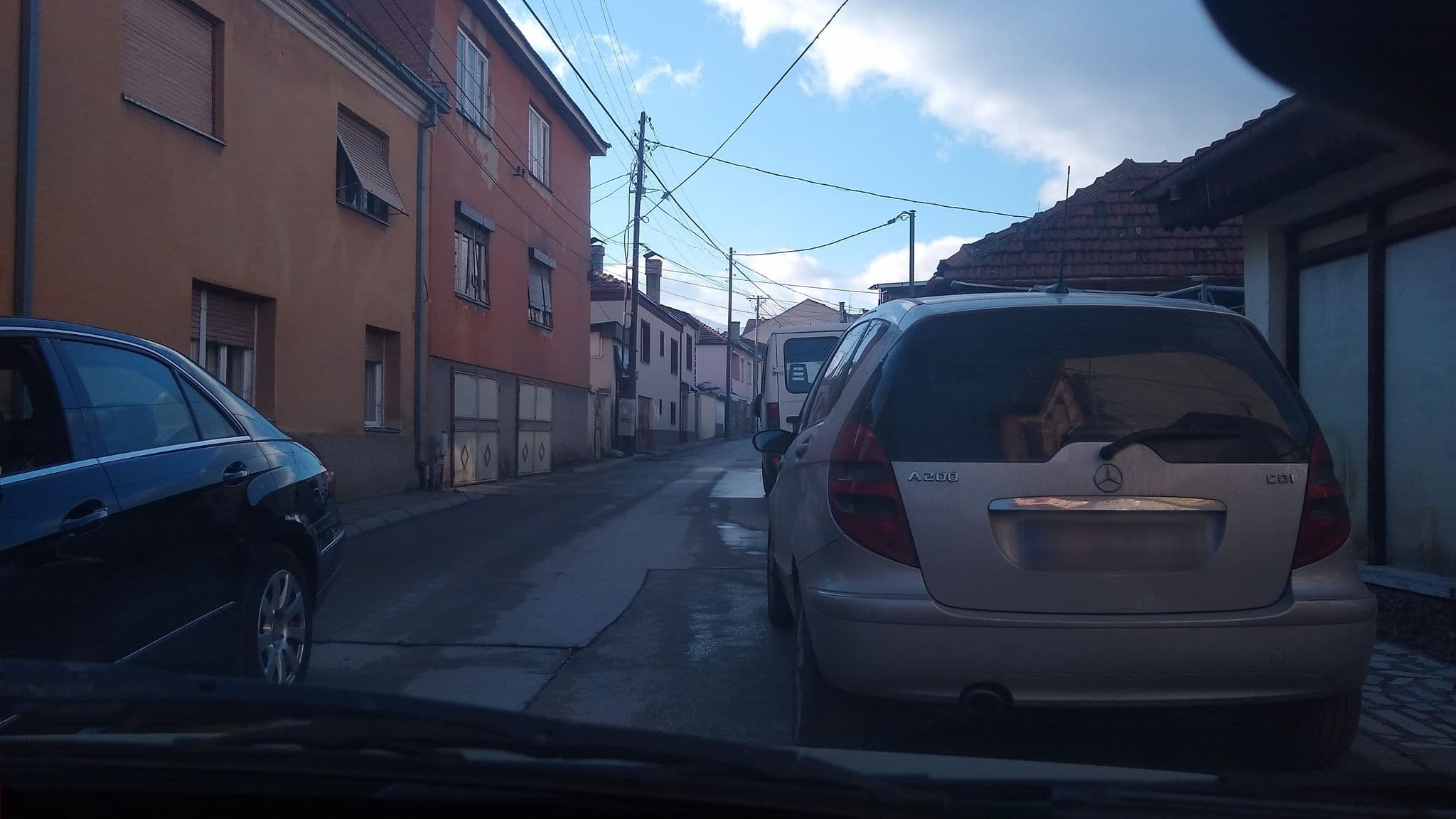 Street view near Chola Guesthouse, Bitola — © ninevska (CC BY-SA · Mapillary)