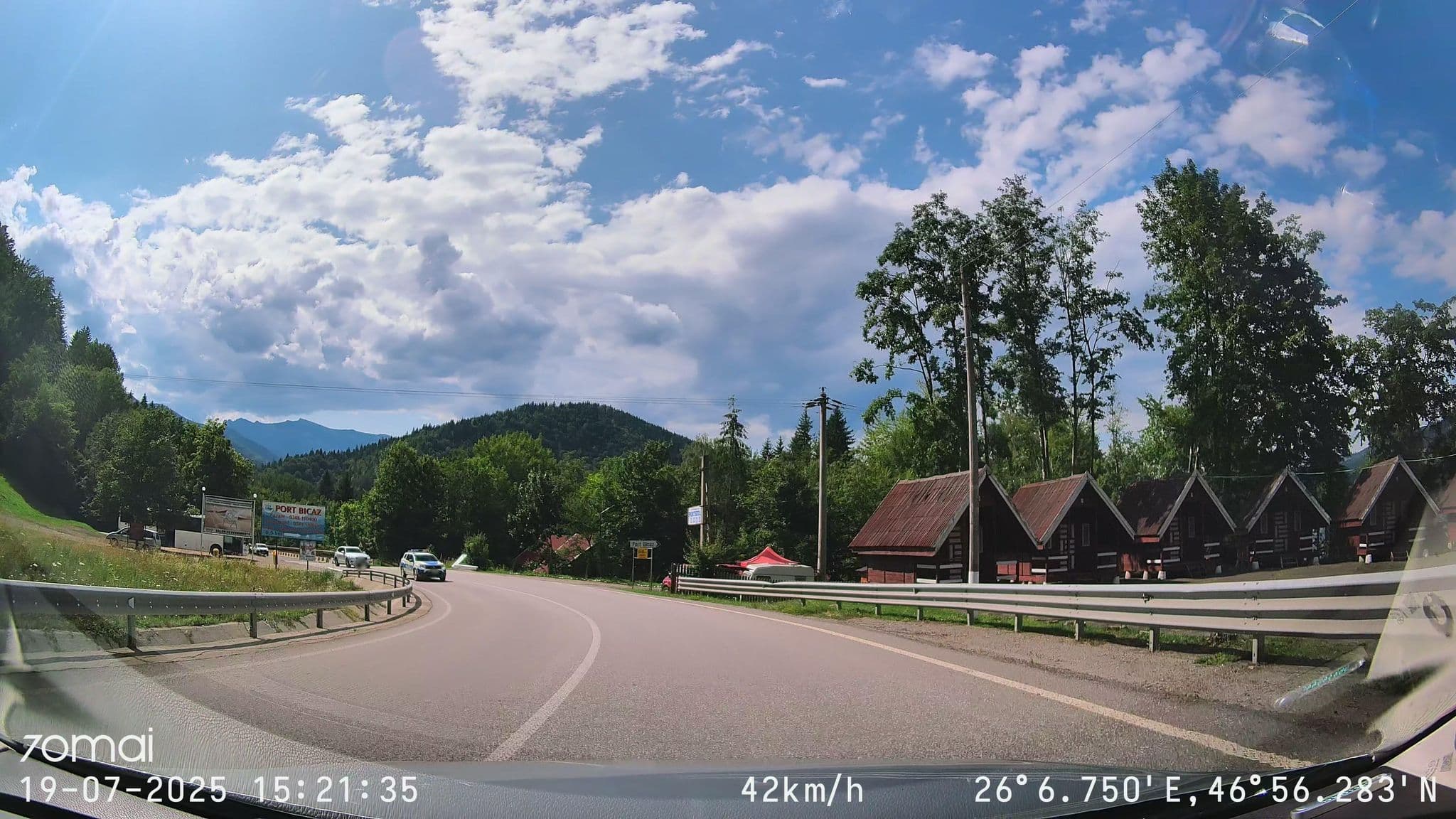 Street view near Cristina, Dodeni — © doriel (CC BY-SA · Mapillary)