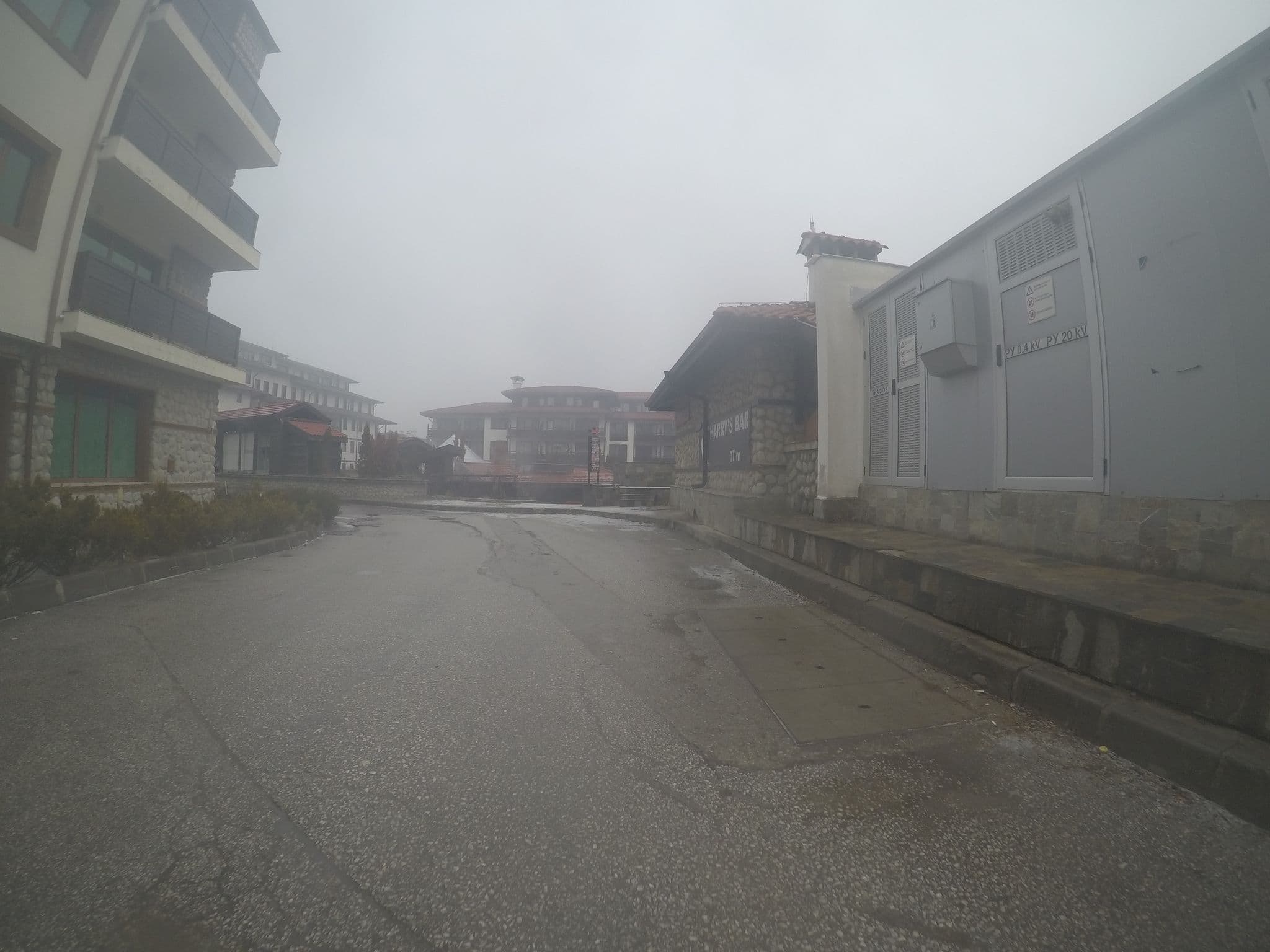 Street view near Kandahar Hotel, Pehčevo — © chrisbeddow (CC BY-SA · Mapillary)