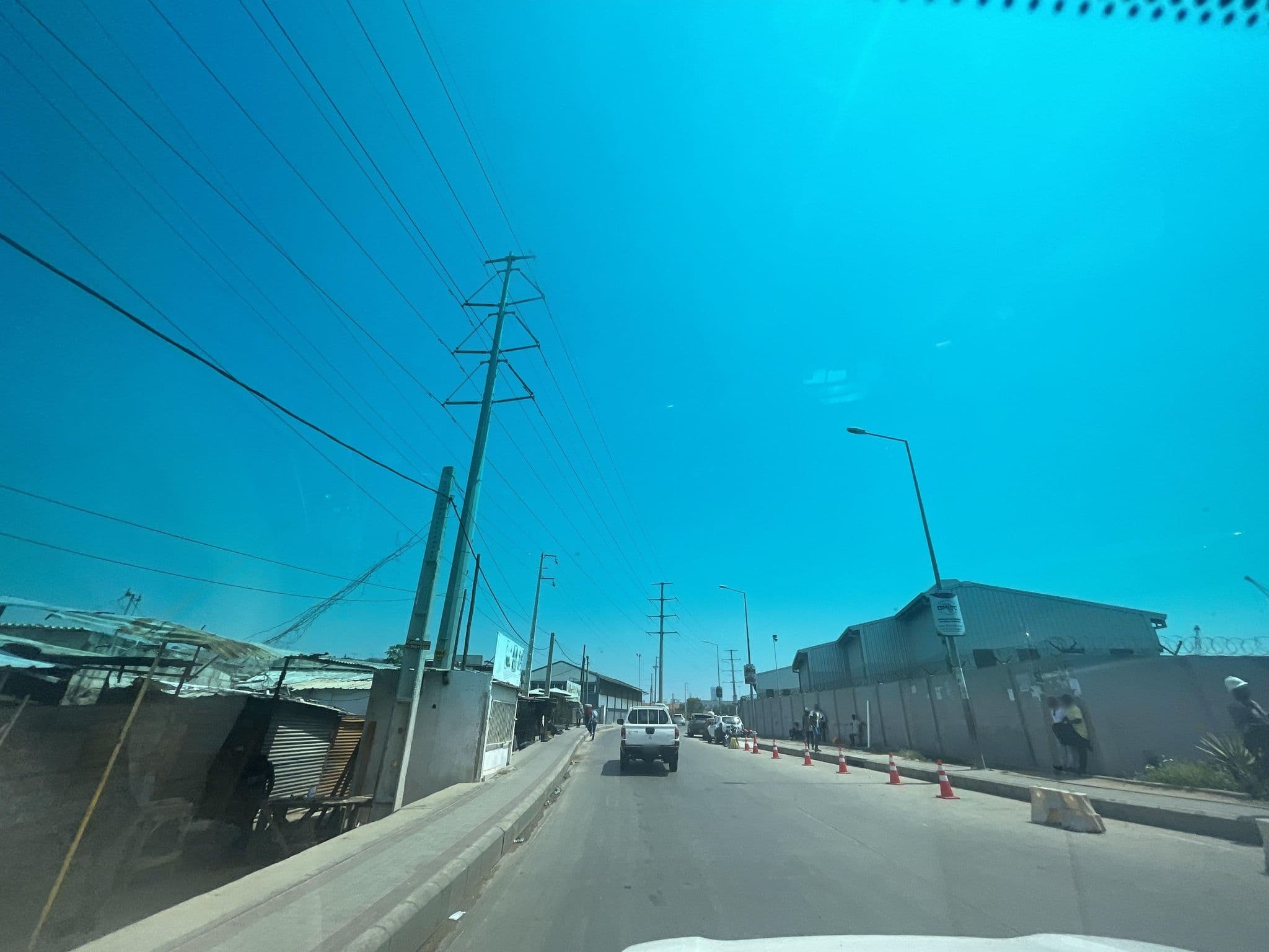 Street view near Accacias, Sambizanga — © Manolo23 (CC BY-SA · Mapillary)