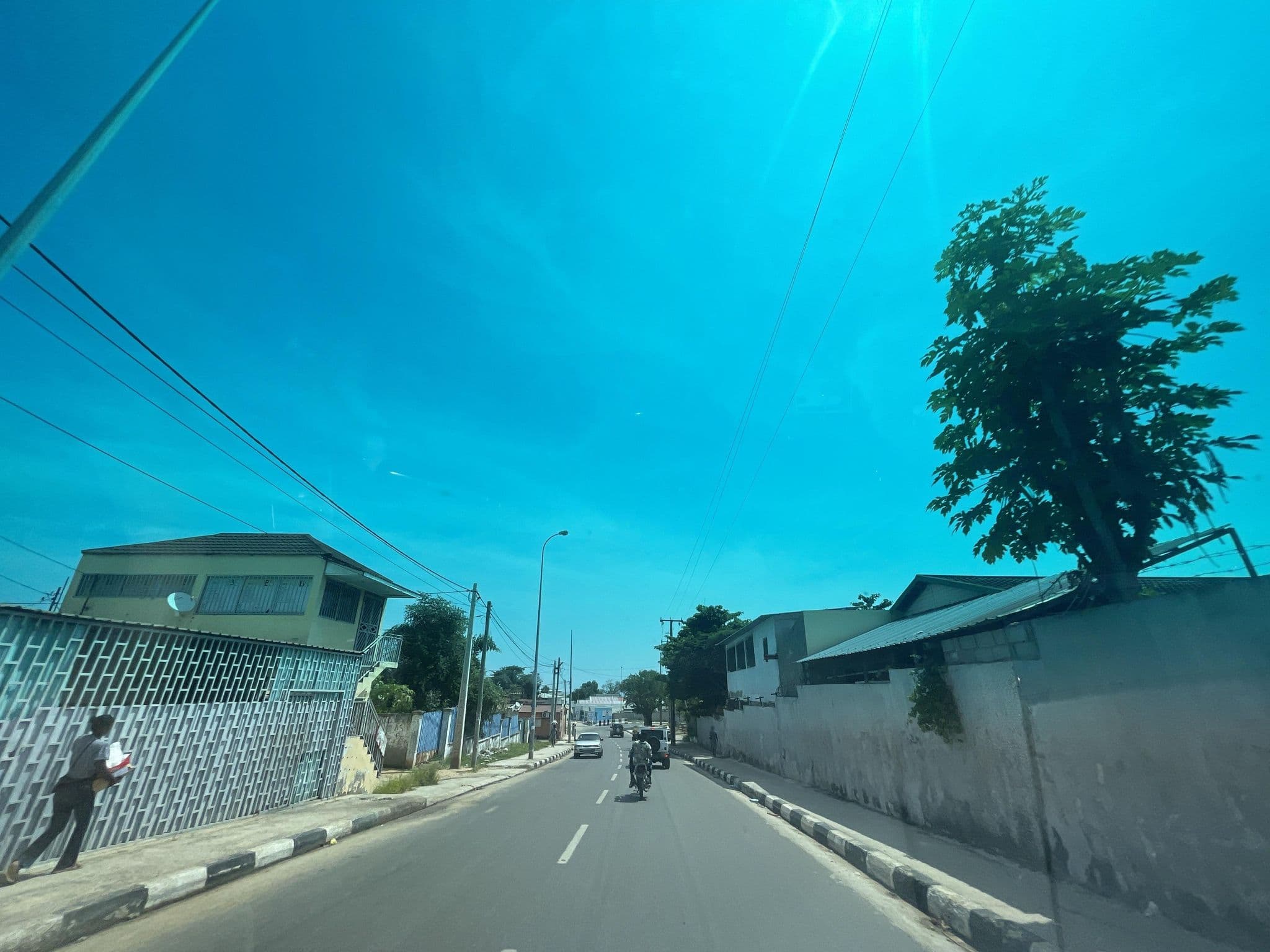Street view near Hoopty 'Hood, Samba — © Manolo23 (CC BY-SA · Mapillary)