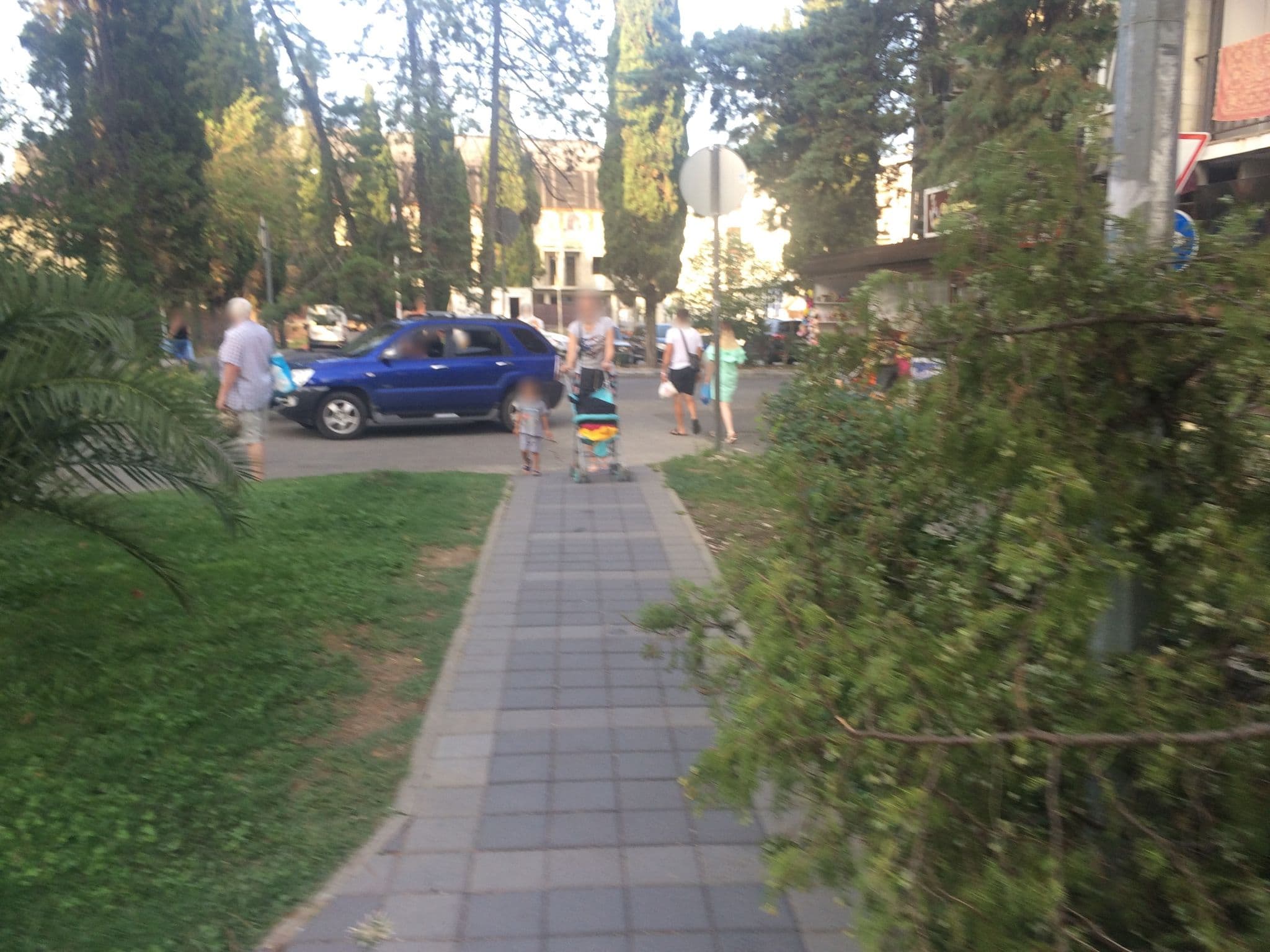 Street view near Морской Бриз, Kheivani — © rakven (CC BY-SA · Mapillary)