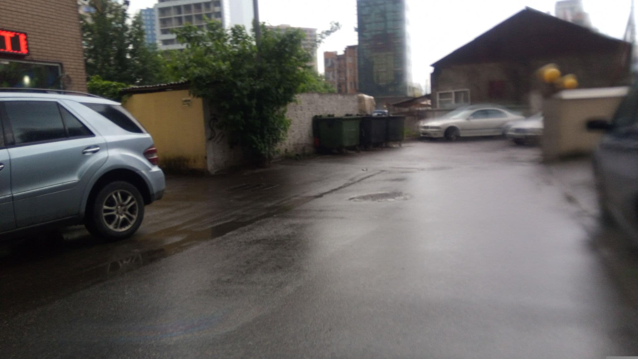 Street view near Femi Ji, Batumi — © shoorick (CC BY-SA · Mapillary)