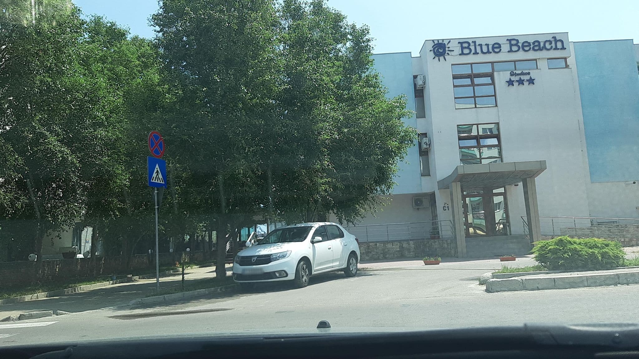 Street view near Blue Beach corpul 2, Palazu Mare — © viorel (CC BY-SA · Mapillary)