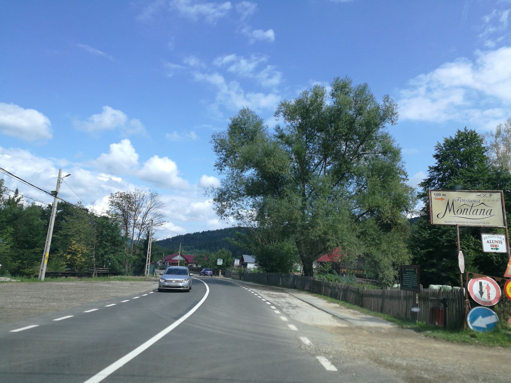 Street view near Letitia, Suceviţa — © rsandu (CC BY-SA · Mapillary)
