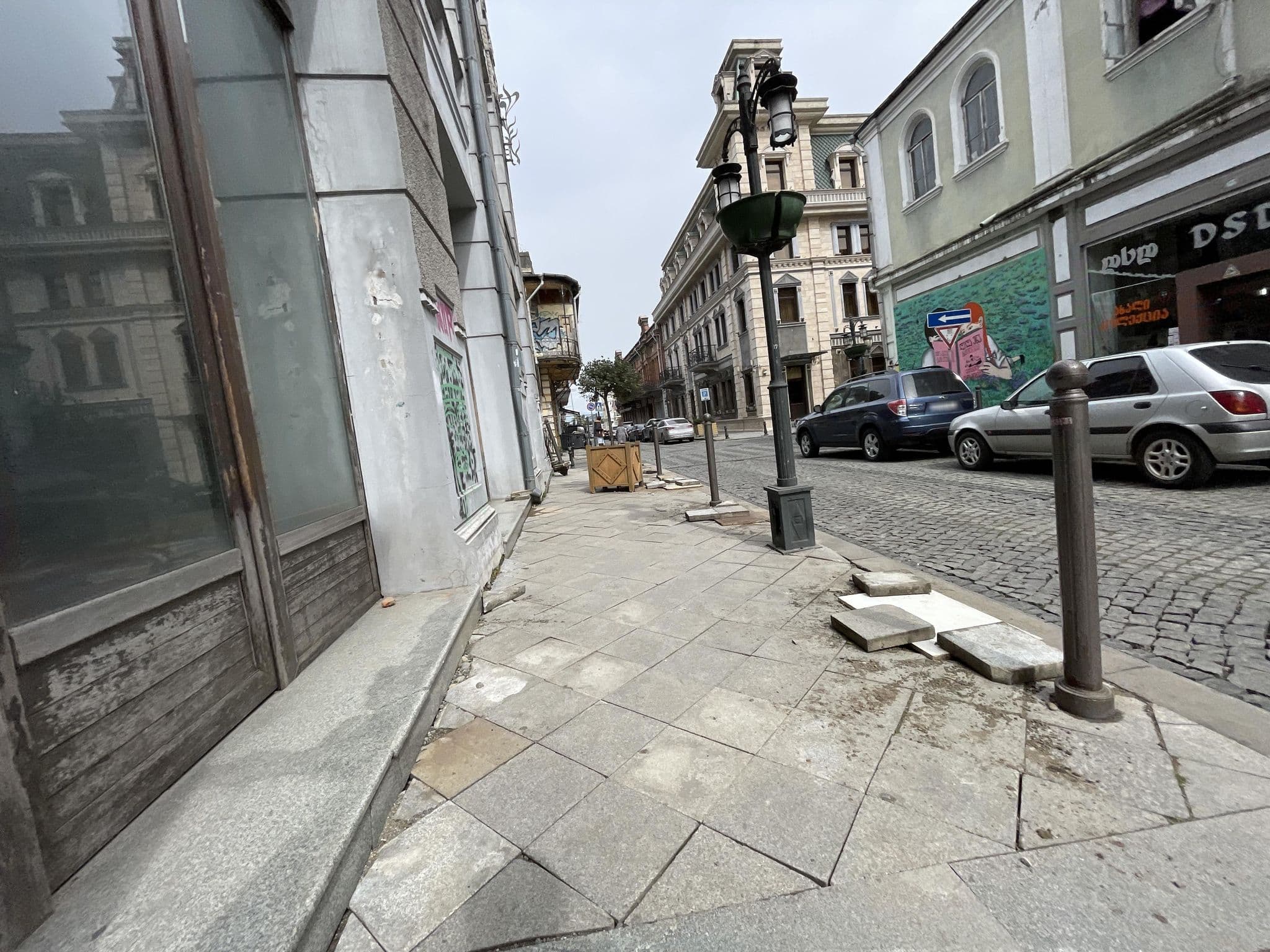 Street view near Divan Suites Batumi, Batumi — © egorka (CC BY-SA · Mapillary)