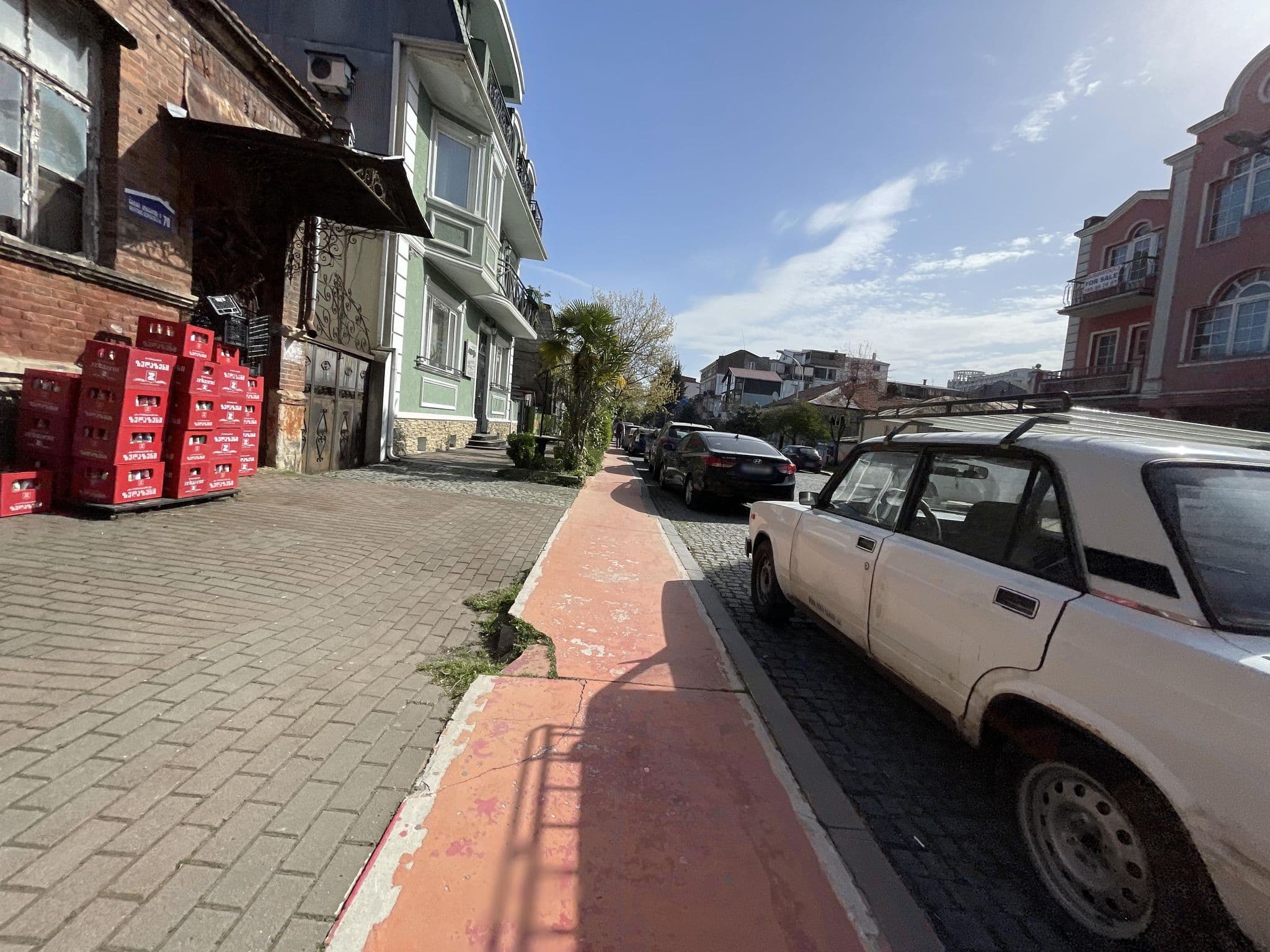 Street view near Belvedere Hotel, Batumi — © egorka (CC BY-SA · Mapillary)