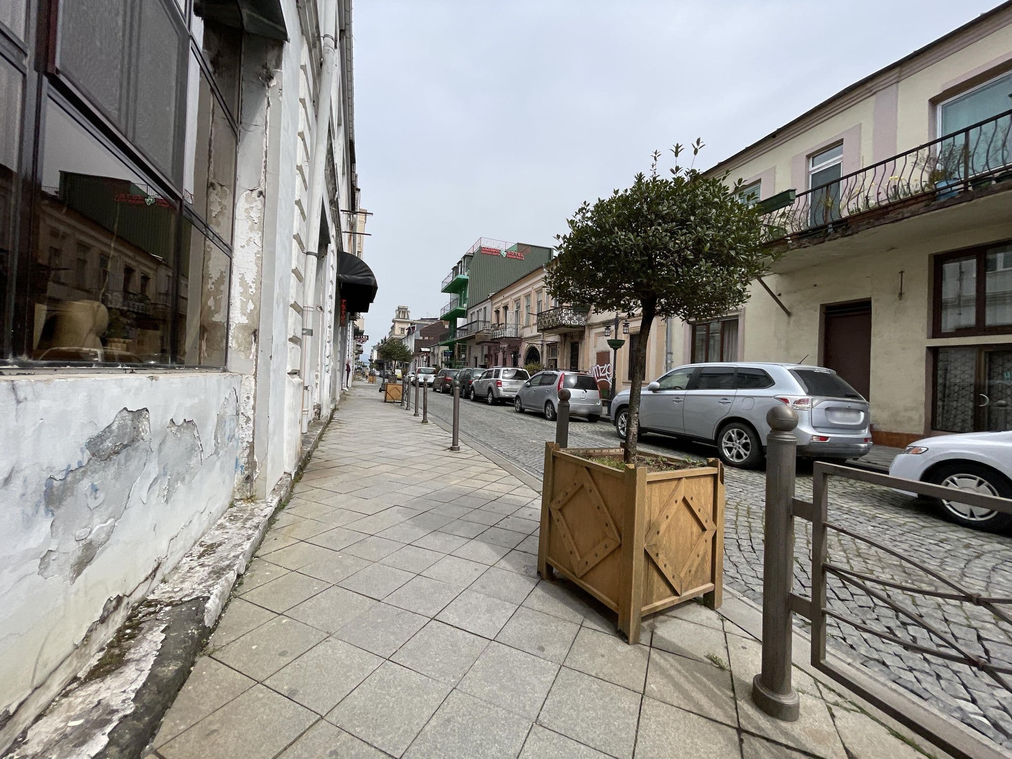 Street view near Hostel Lola, Batumi — © egorka (CC BY-SA · Mapillary)