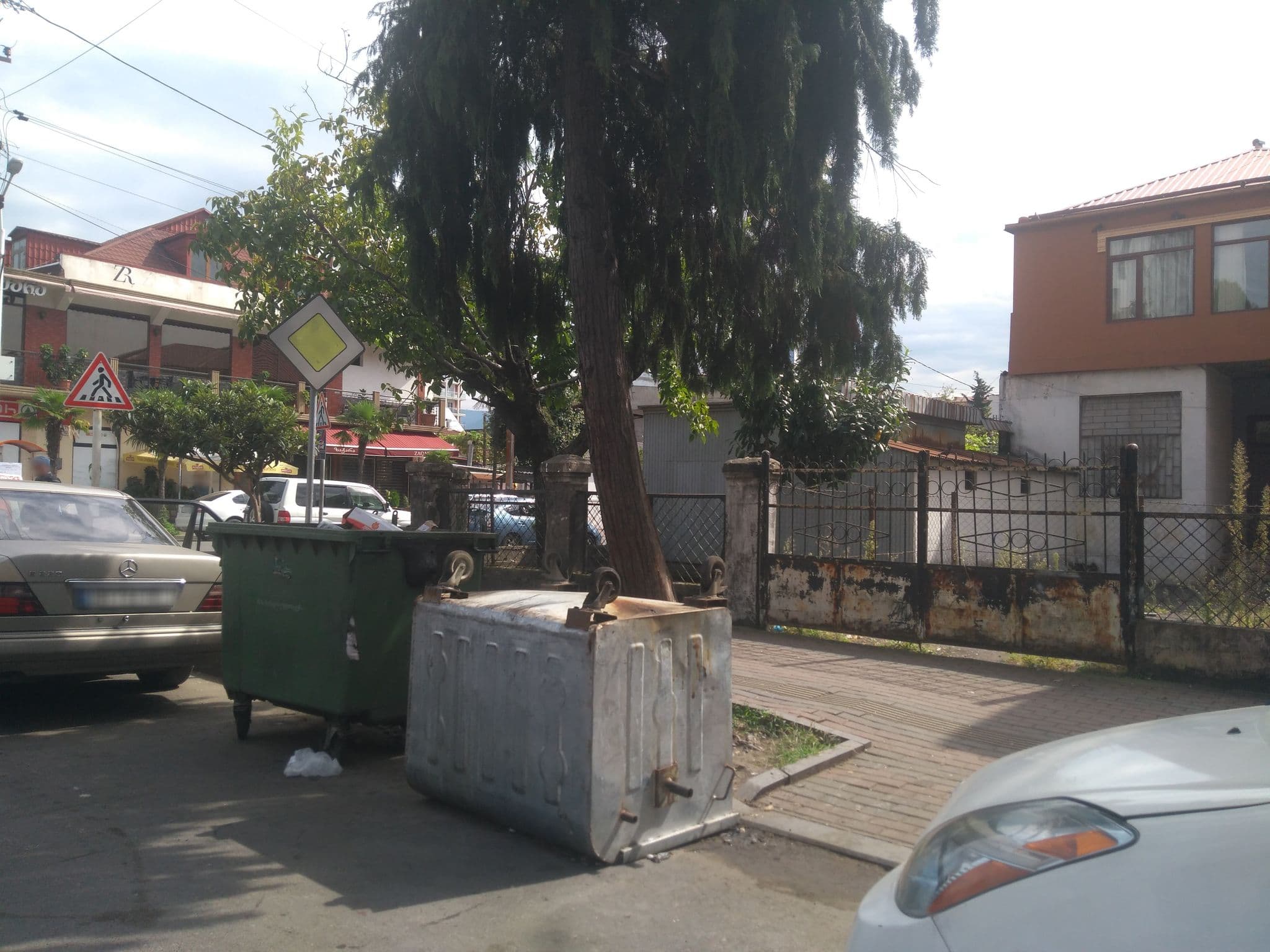 Street view near Antika Hotel, Batumi — © vovenarg (CC BY-SA · Mapillary)