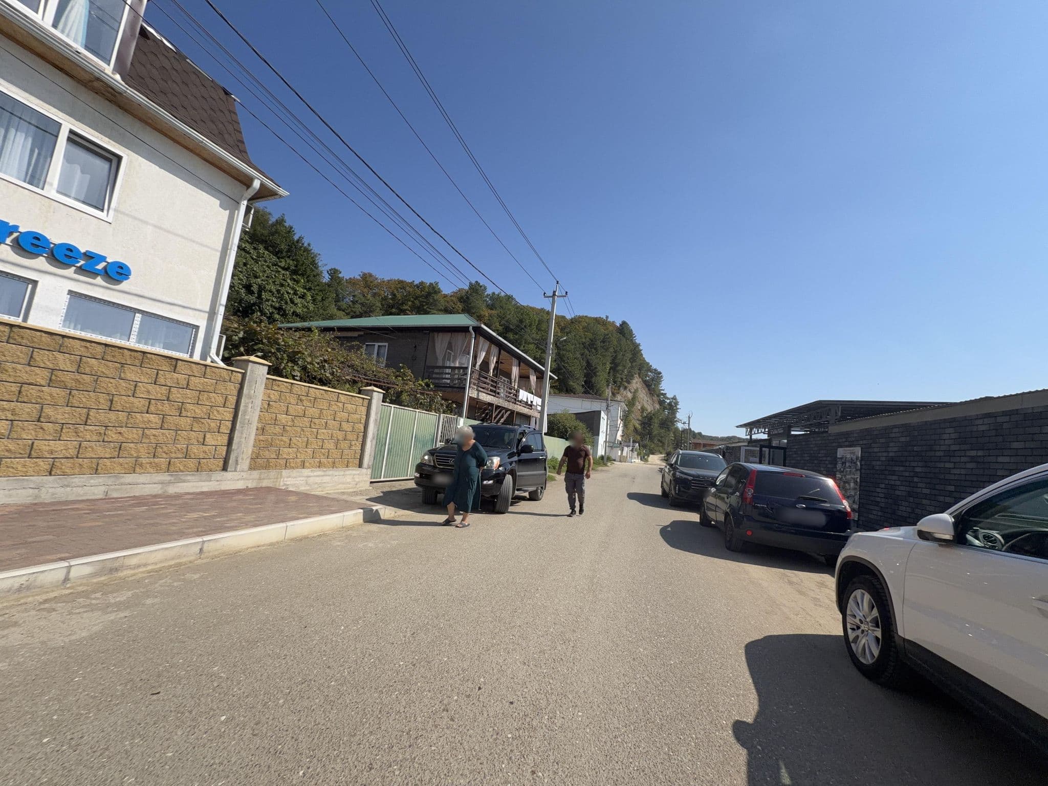 Street view near Cafe del Mar, Lidzava — © keksov (CC BY-SA · Mapillary)