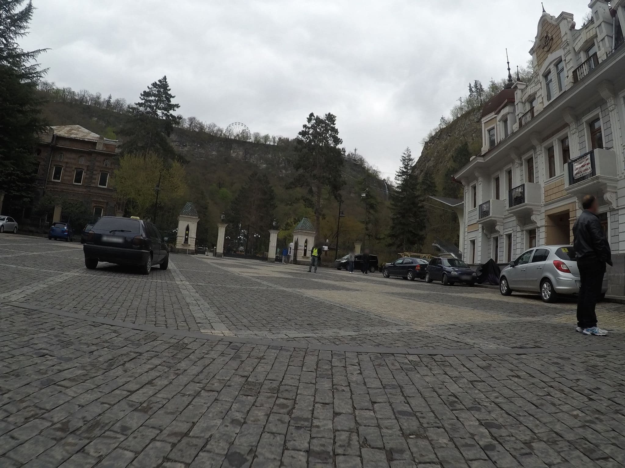 Street view near Apartment Nika, Borjomi — © chrisbeddow (CC BY-SA · Mapillary)
