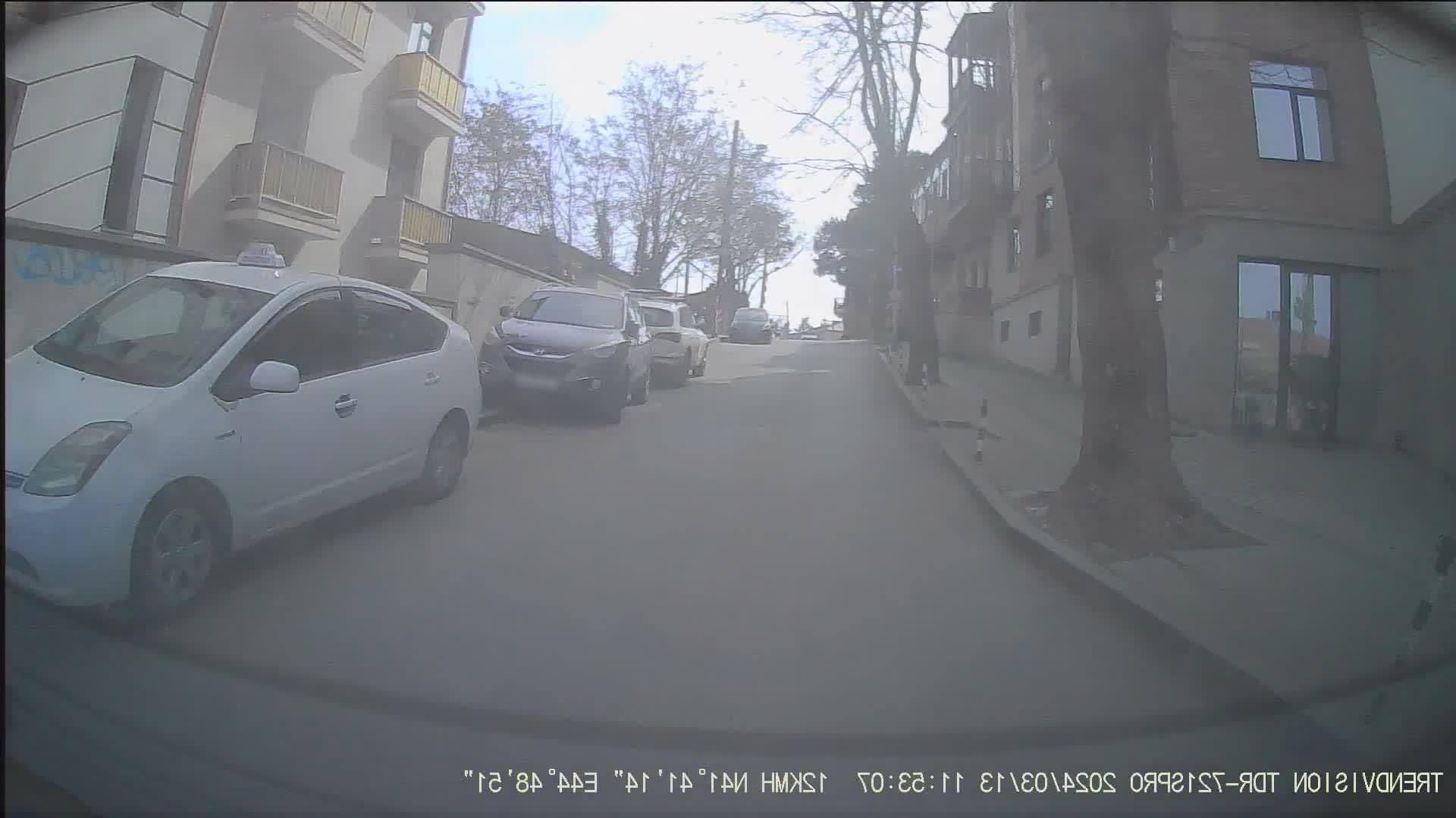 Street view near Metheki Line, Tbilisi — © noktoborus (CC BY-SA · Mapillary)