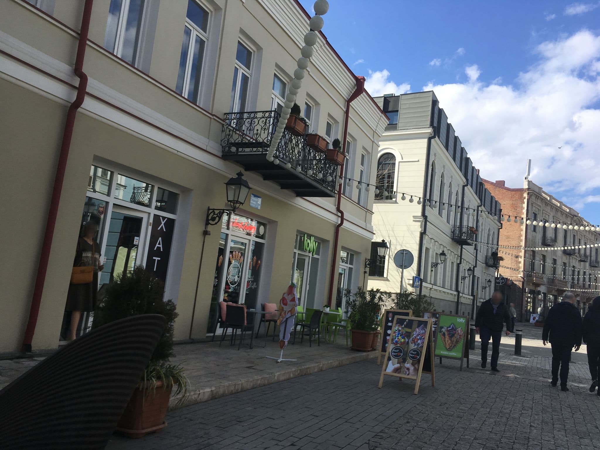 Street view near Anbani Hotel, Okroq’ana — © chrisbeddow (CC BY-SA · Mapillary)
