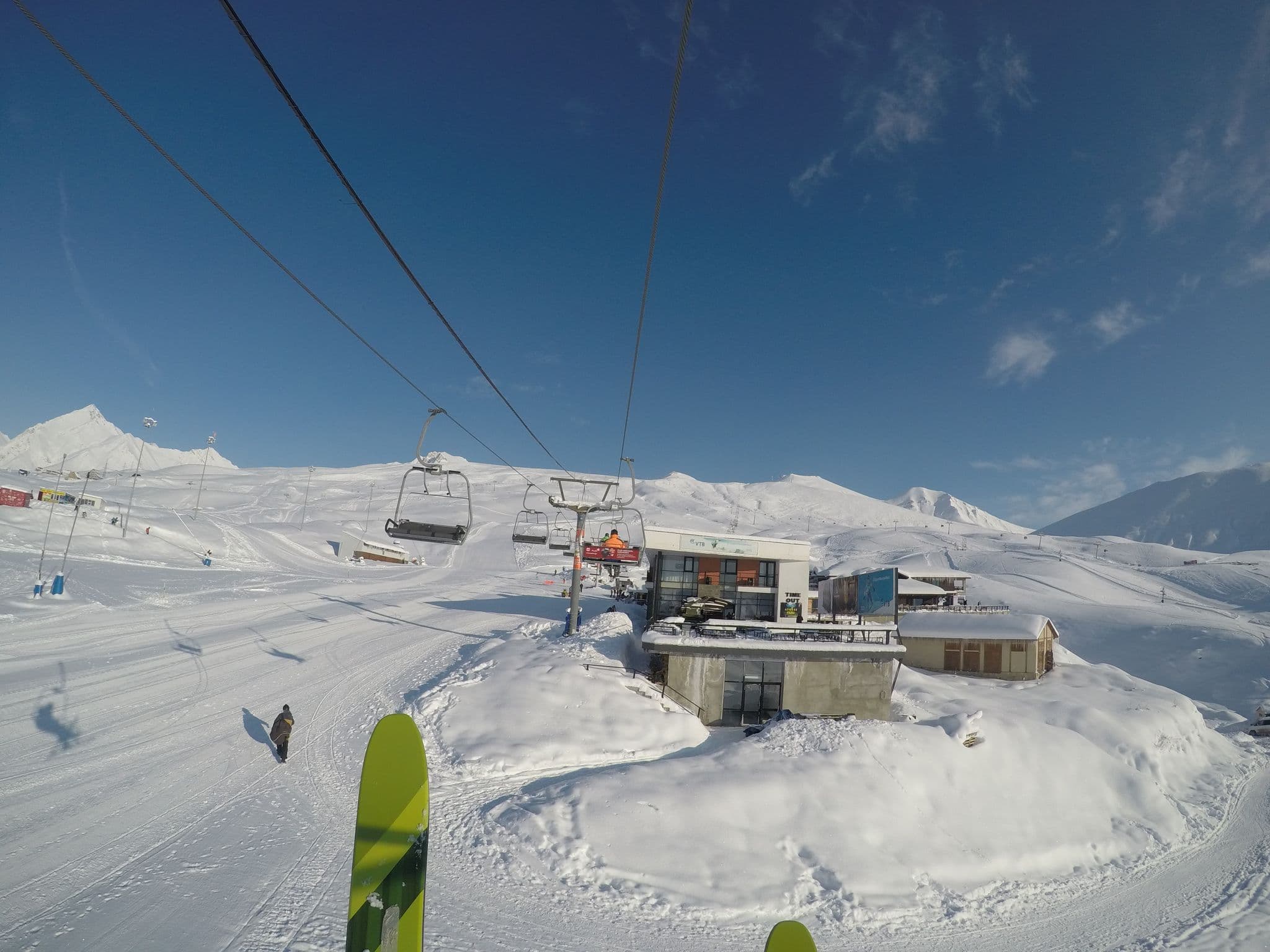Street view near ESCAPE, Gudauri — © chrisbeddow (CC BY-SA · Mapillary)