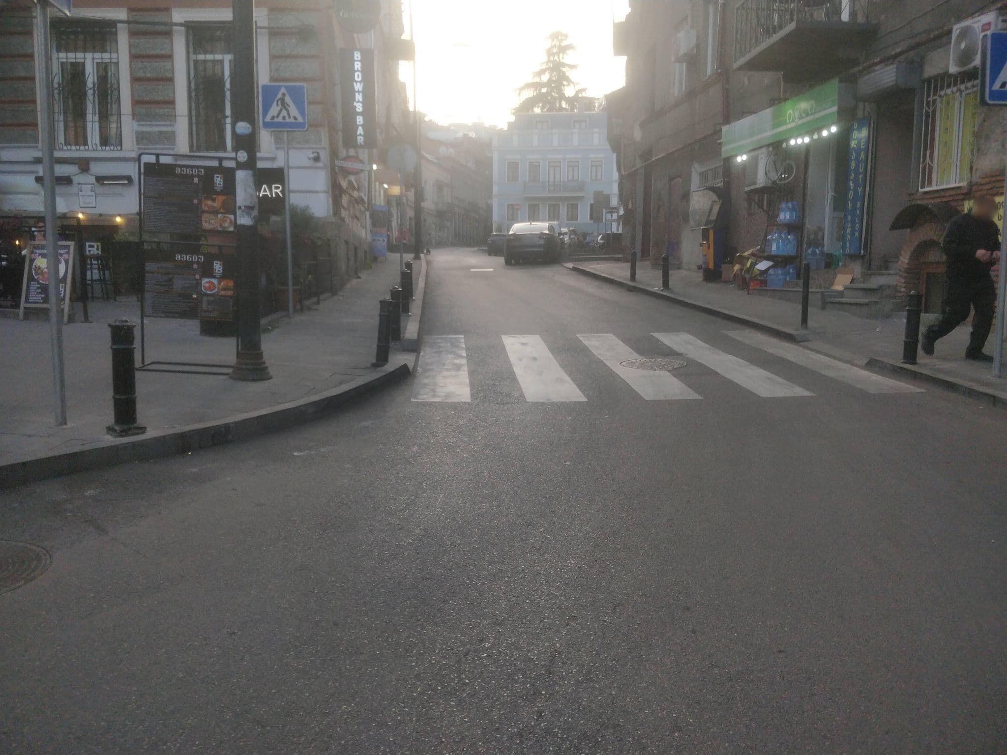 Street view near Dcorner Hotel, Tbilisi — © dav23r (CC BY-SA · Mapillary)