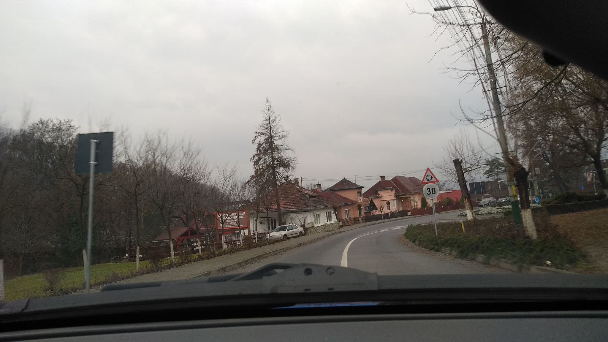 Street view near Örökzöld Camping, Sovata — © hunsly (CC BY-SA · Mapillary)