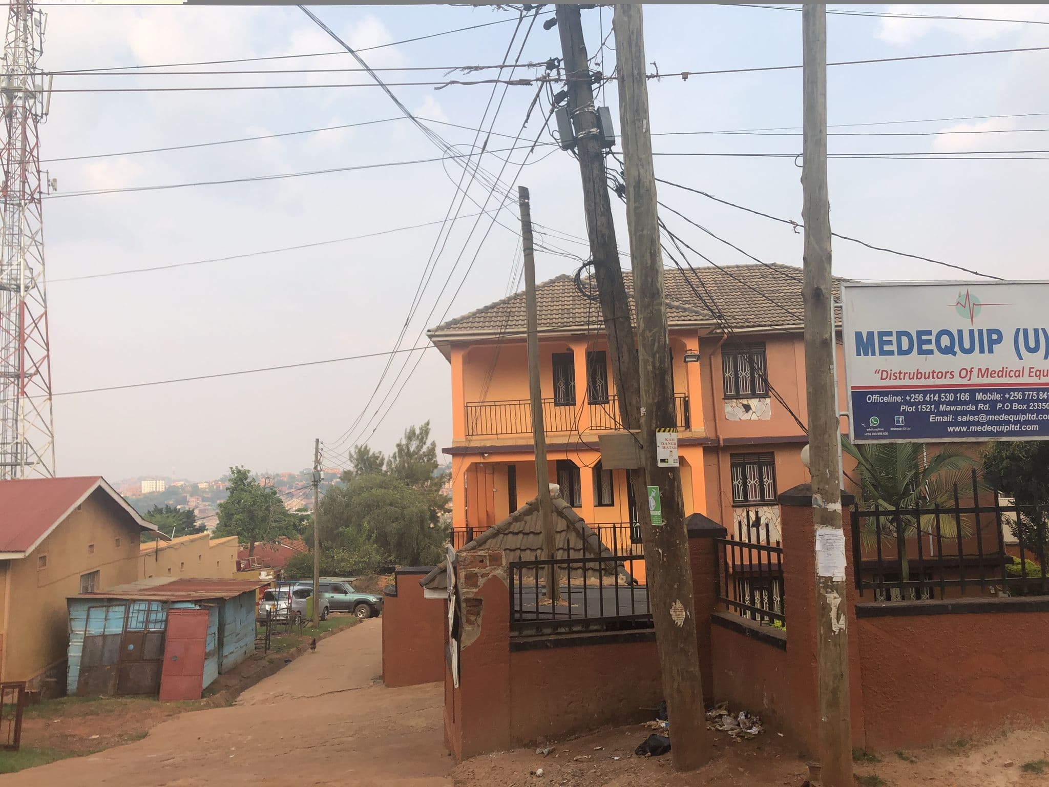 Street view near Modest Inn, Kampala — © steph202 (CC BY-SA · Mapillary)