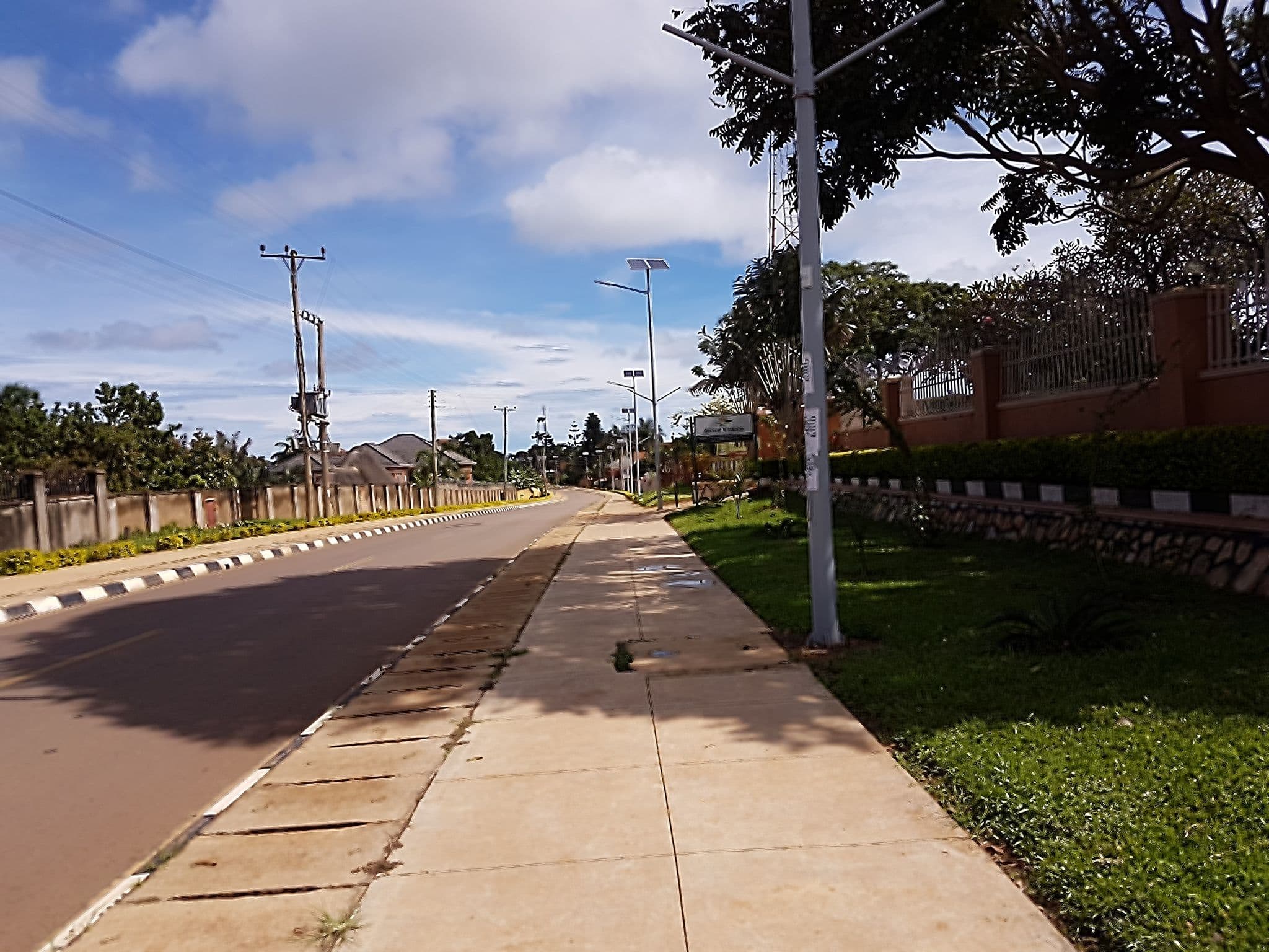 Street view near The Sunset Inn, Entebbe — © jopparn (CC BY-SA · Mapillary)