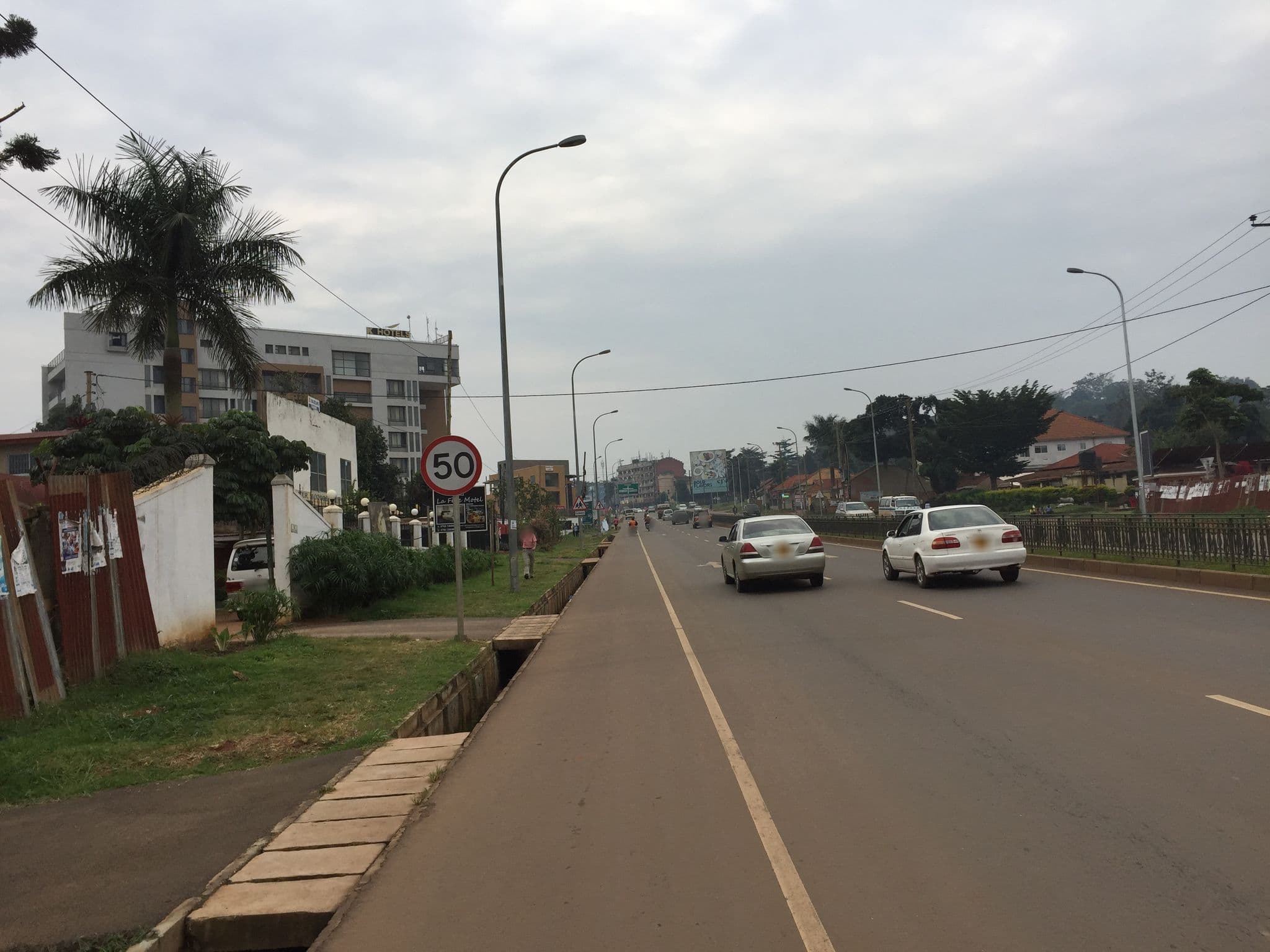 Street view near City Park Motel, Entebbe — © marcelbag (CC BY-SA · Mapillary)