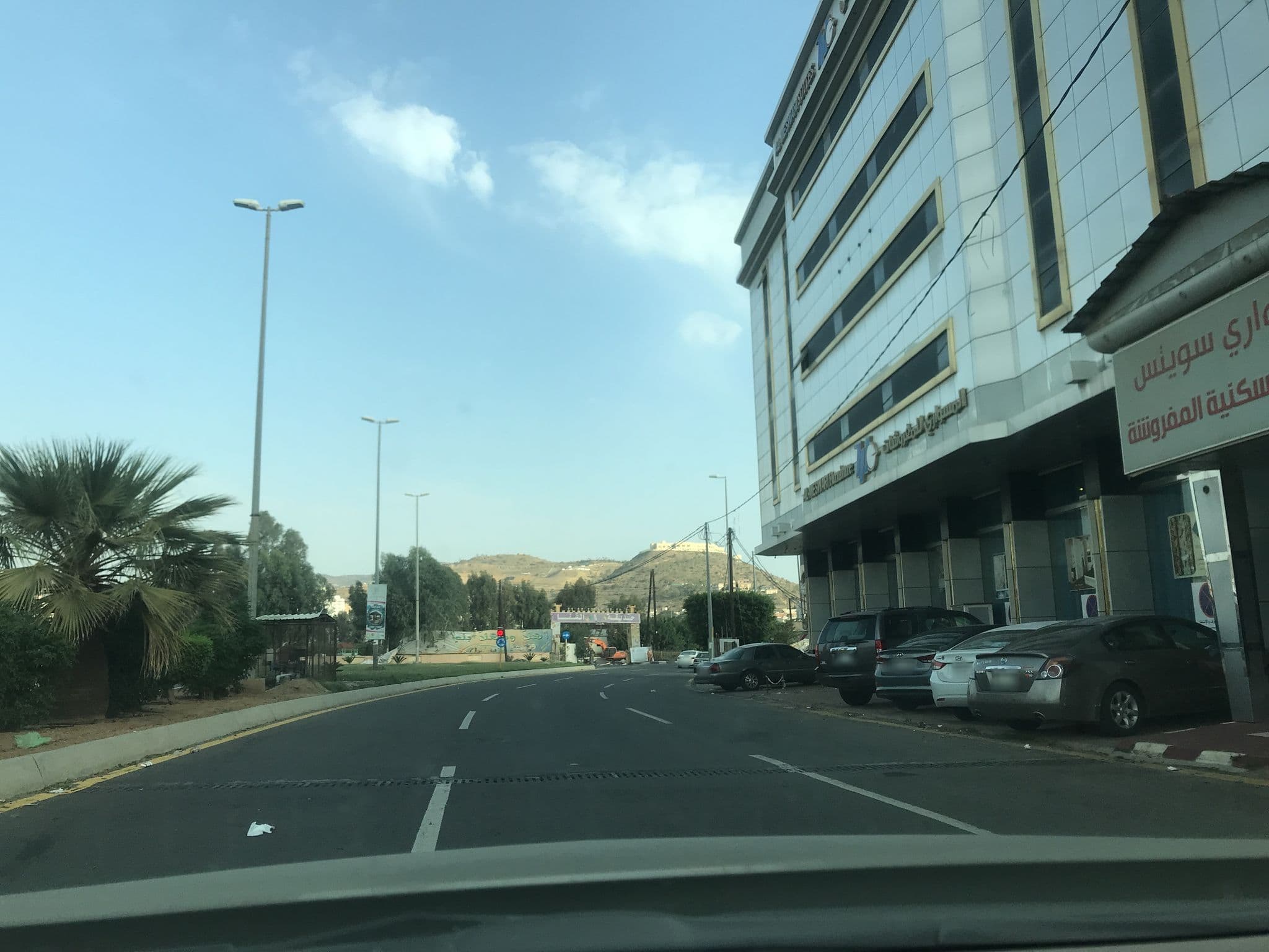 Street view near فندق المسواري سويس, Al Bahah — © zuhair (CC BY-SA · Mapillary)