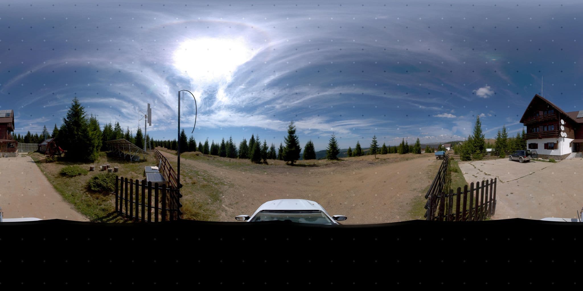 Street view near Cabana "La Cristian", Vaideeni — © 3D_Discovery (CC BY-SA · Mapillary)