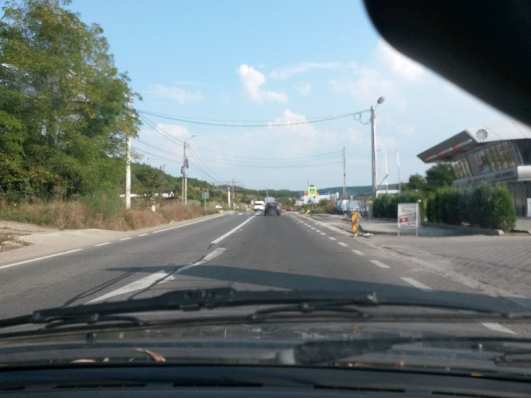 Street view near Hotel Păsăreanu, Acăţari — © bbb (CC BY-SA · Mapillary)