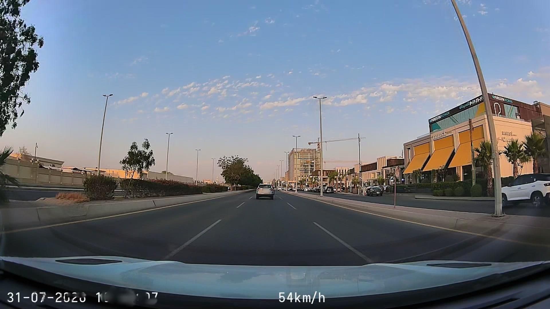 Street view near International Orans, Jeddah — © mechari (CC BY-SA · Mapillary)