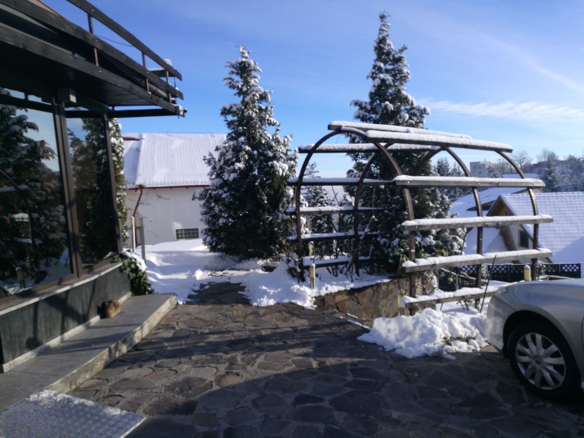 Street view near Belvedere Hotel & Restaurant, Braşov