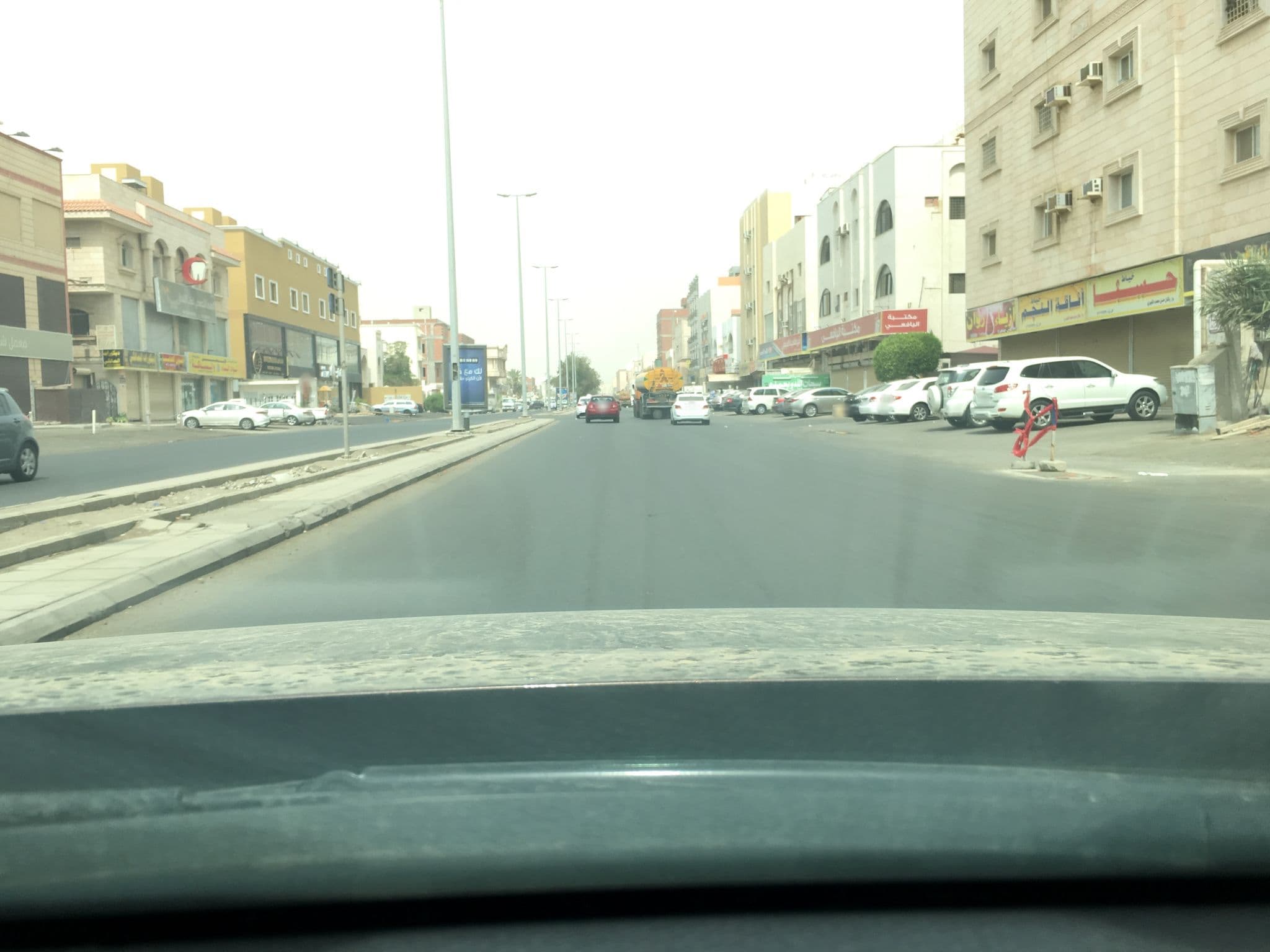 Street view near W Town, Jeddah — © maanhazzazi (CC BY-SA · Mapillary)
