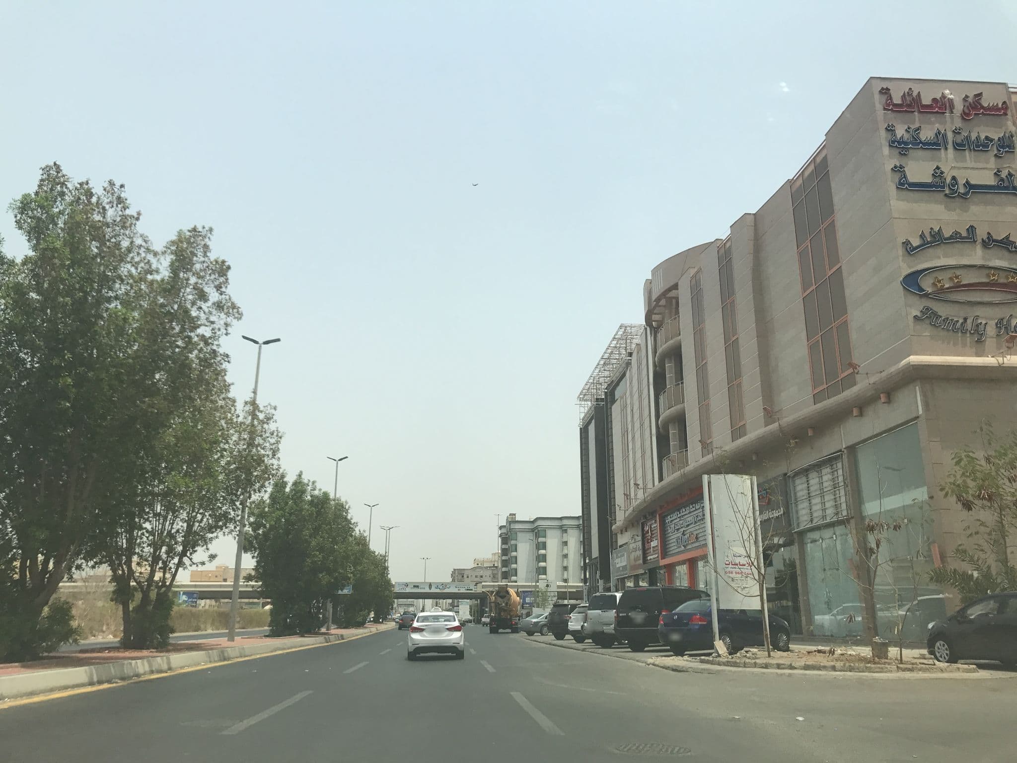Street view near Grand Park Hotel, Jeddah — © hisham95 (CC BY-SA · Mapillary)