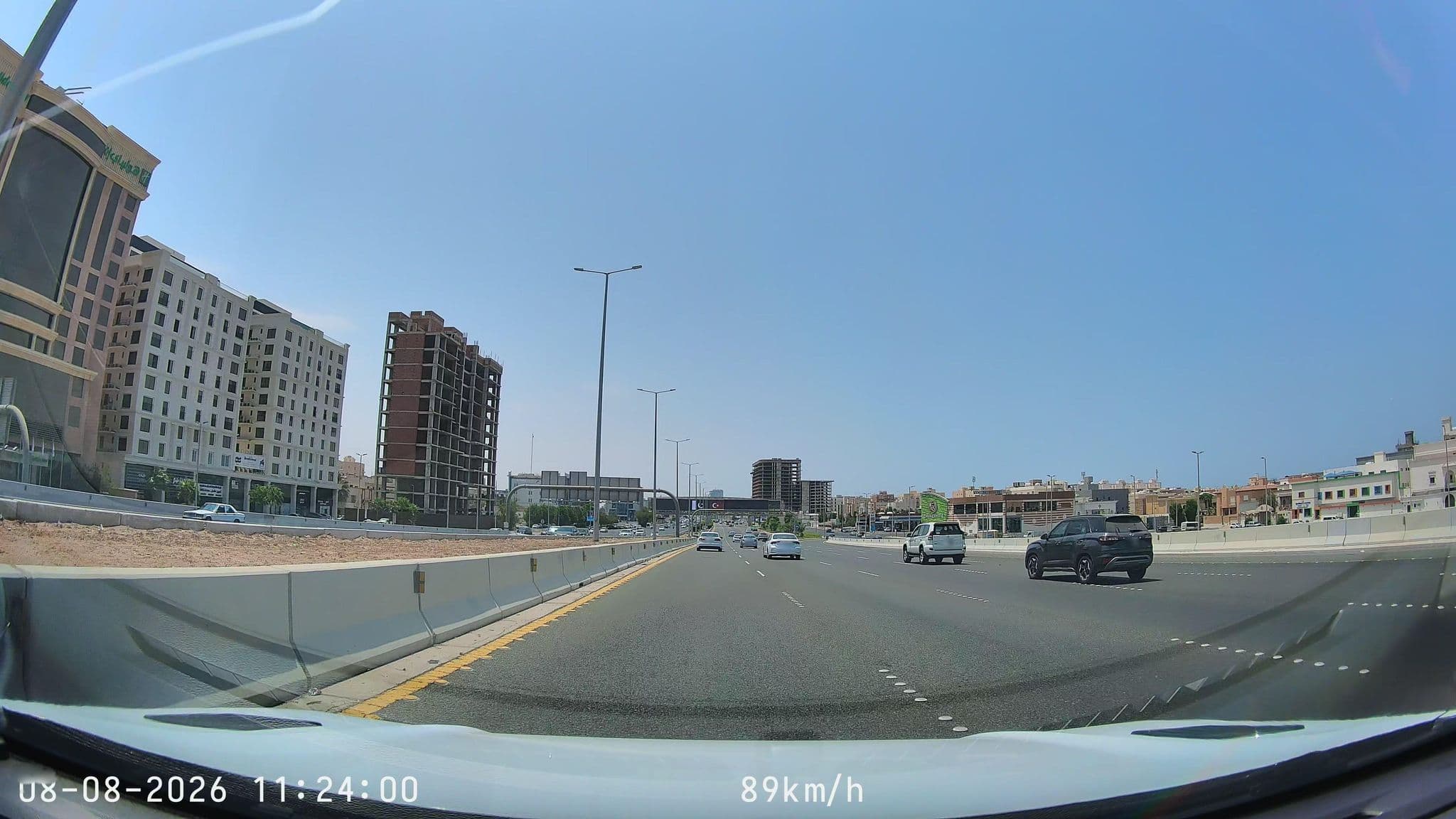 Street view near Tuğçe & Defne's Lovely Room, Jeddah — © mechari (CC BY-SA · Mapillary)