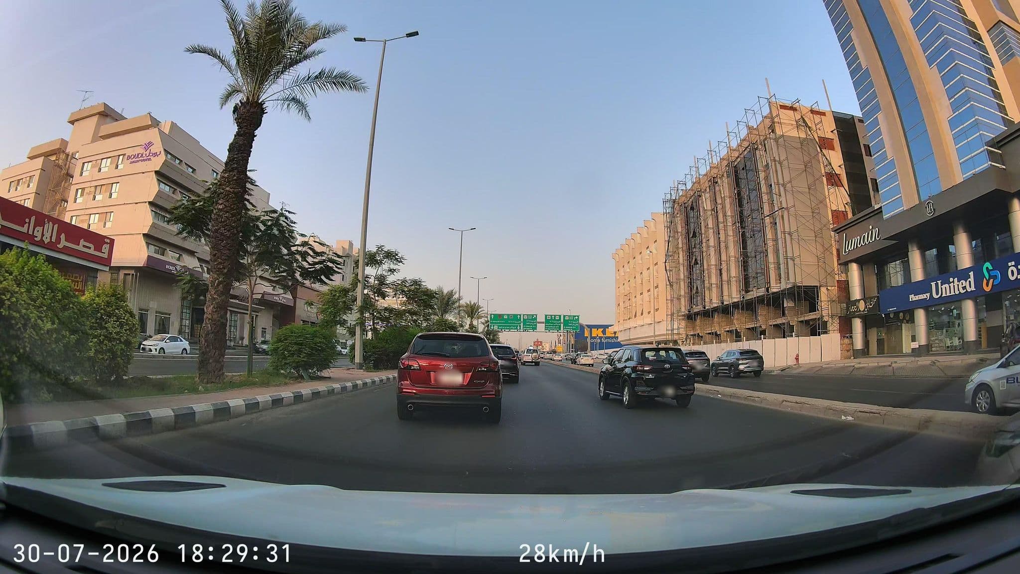 Street view near Fronel Hotel (فندق فرنتيل), Jeddah — © mechari (CC BY-SA · Mapillary)