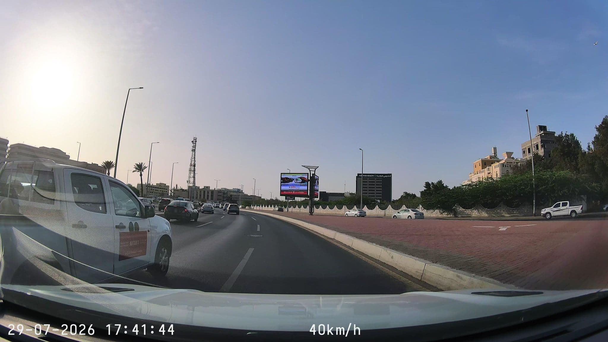 Street view near Al Bustan Hotel, Jeddah, Jeddah — © mechari (CC BY-SA · Mapillary)