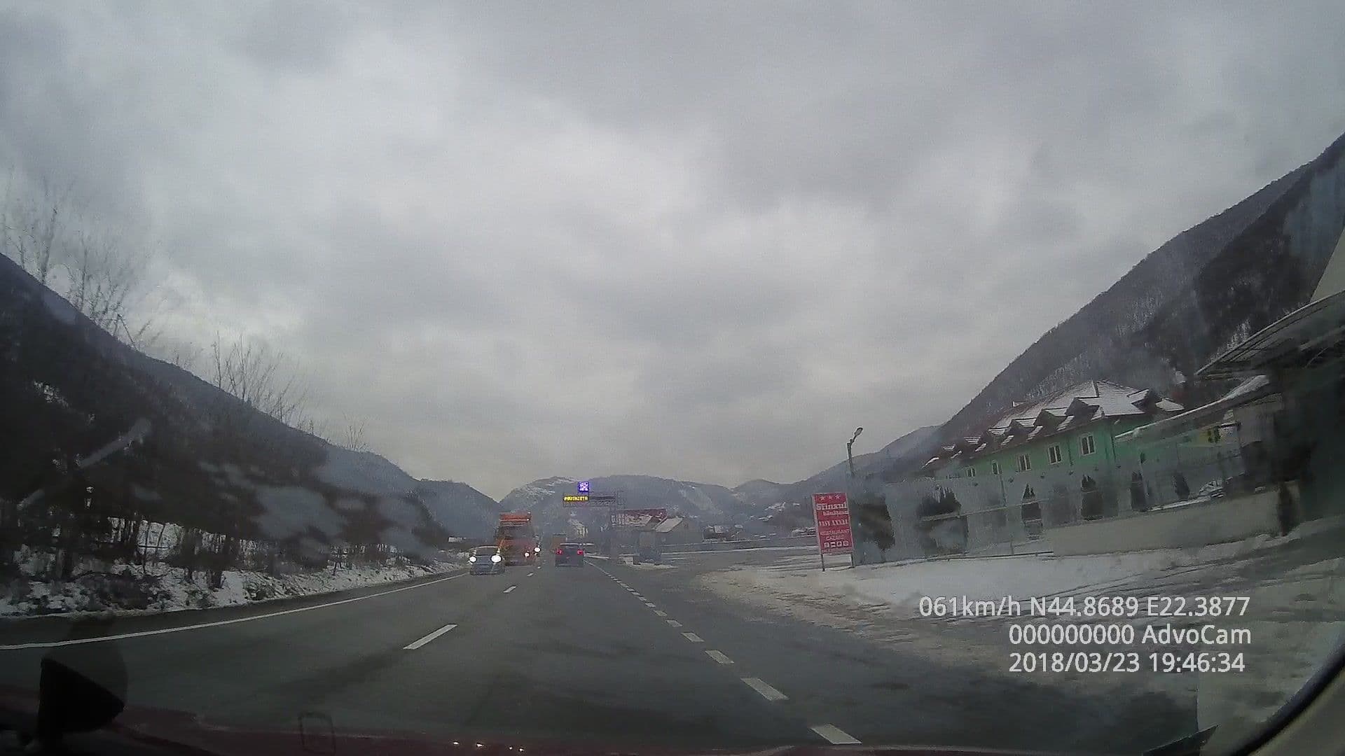 Street view near Motel Sfinxul Bănățean, Băile Herculane — © tavi (CC BY-SA · Mapillary)