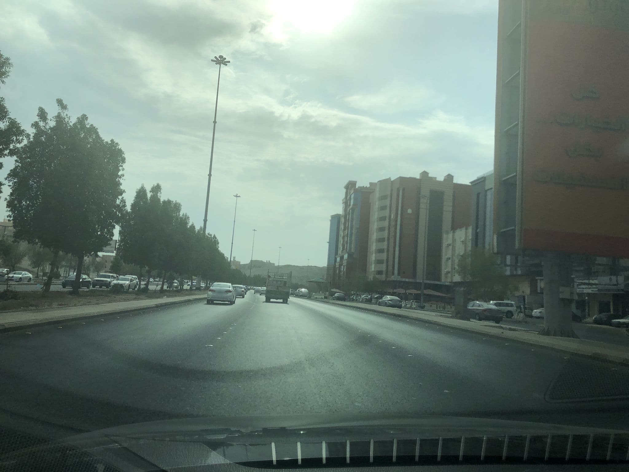 Street view near Slp żžŹ, Makkah — © eyad_felimban94 (CC BY-SA · Mapillary)